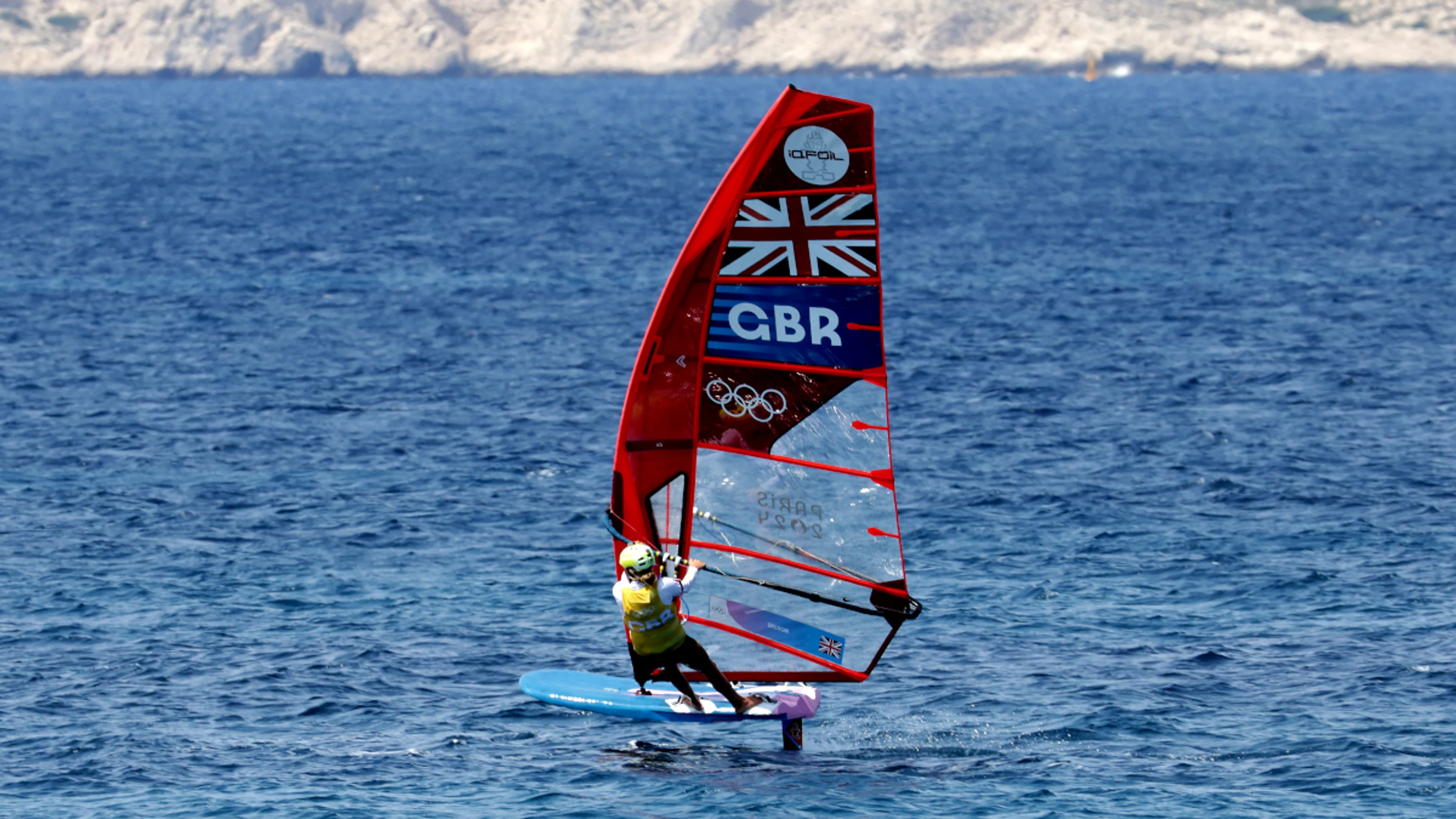 Windsurfing medal-deciding races postponed to Saturday