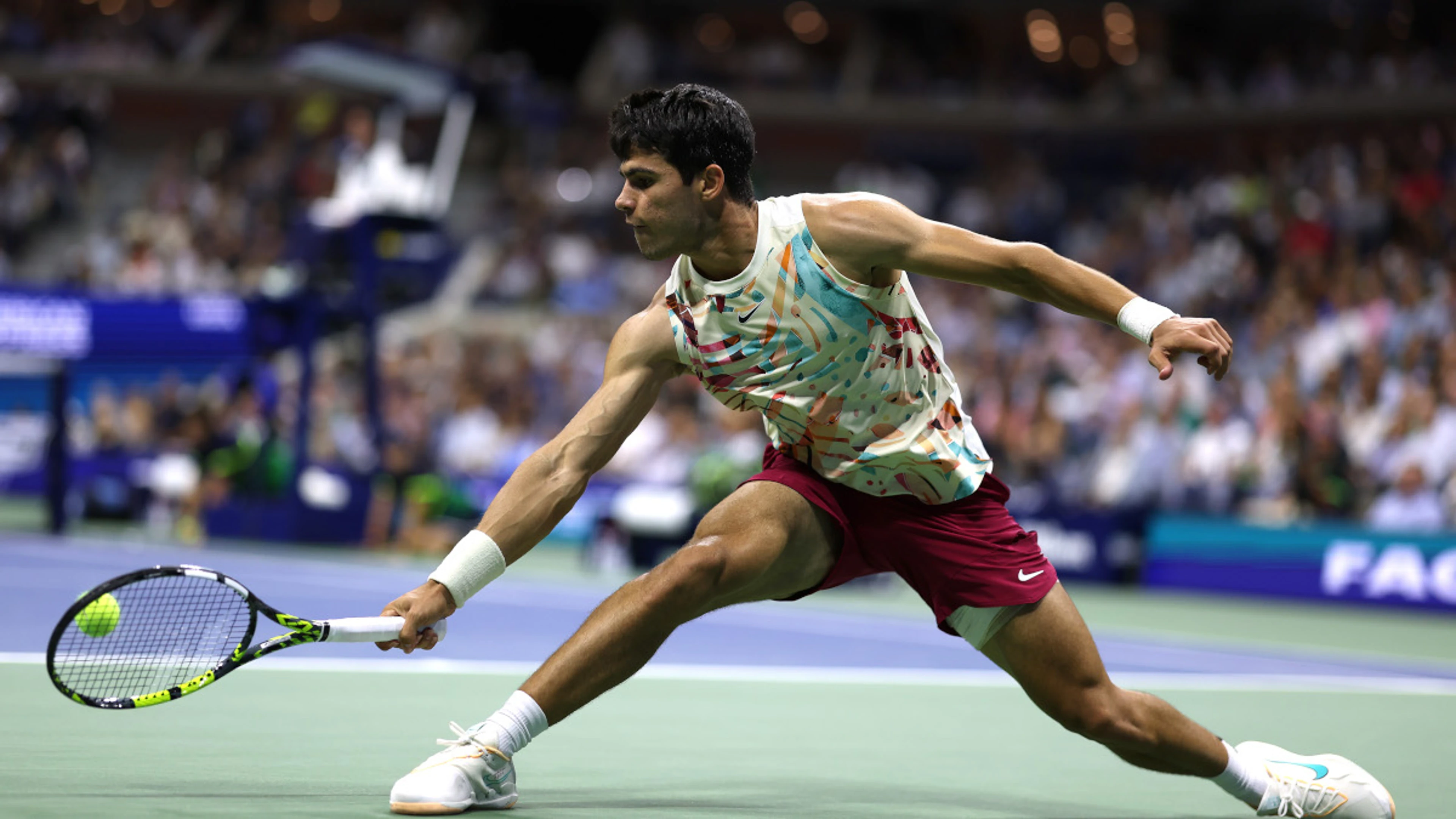 Alcaraz cruises into US Open third round