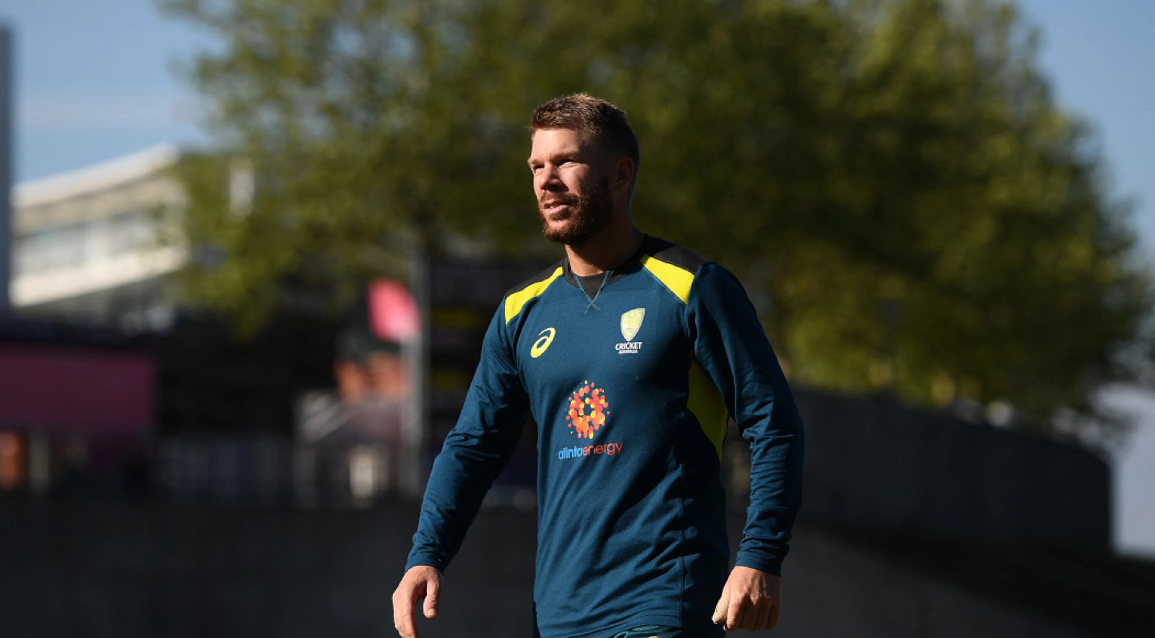 Smith, Warner return to Aussie T20 side as World Cup looms