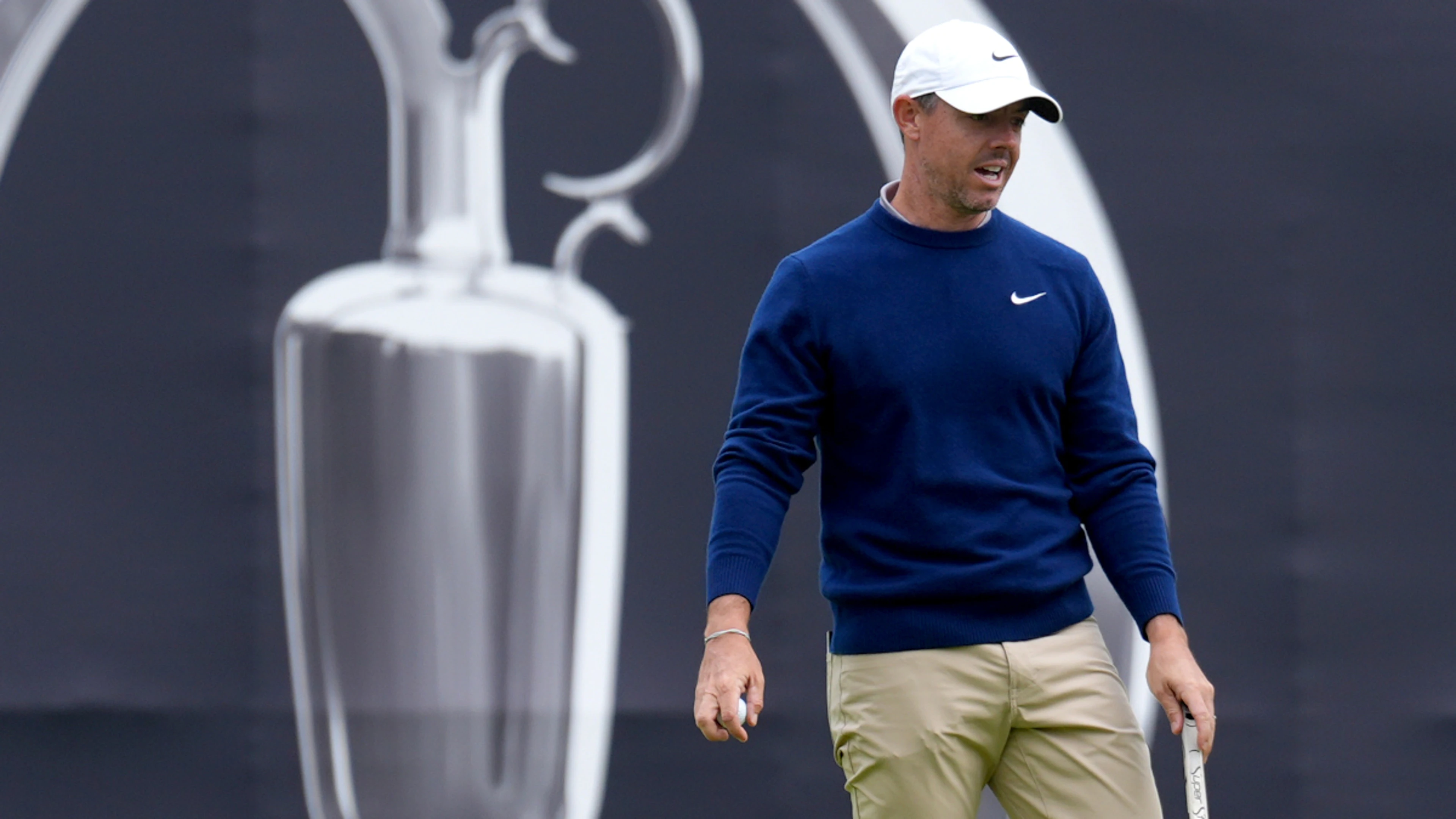 McIlroy confident of handling emotional British Open on home turf