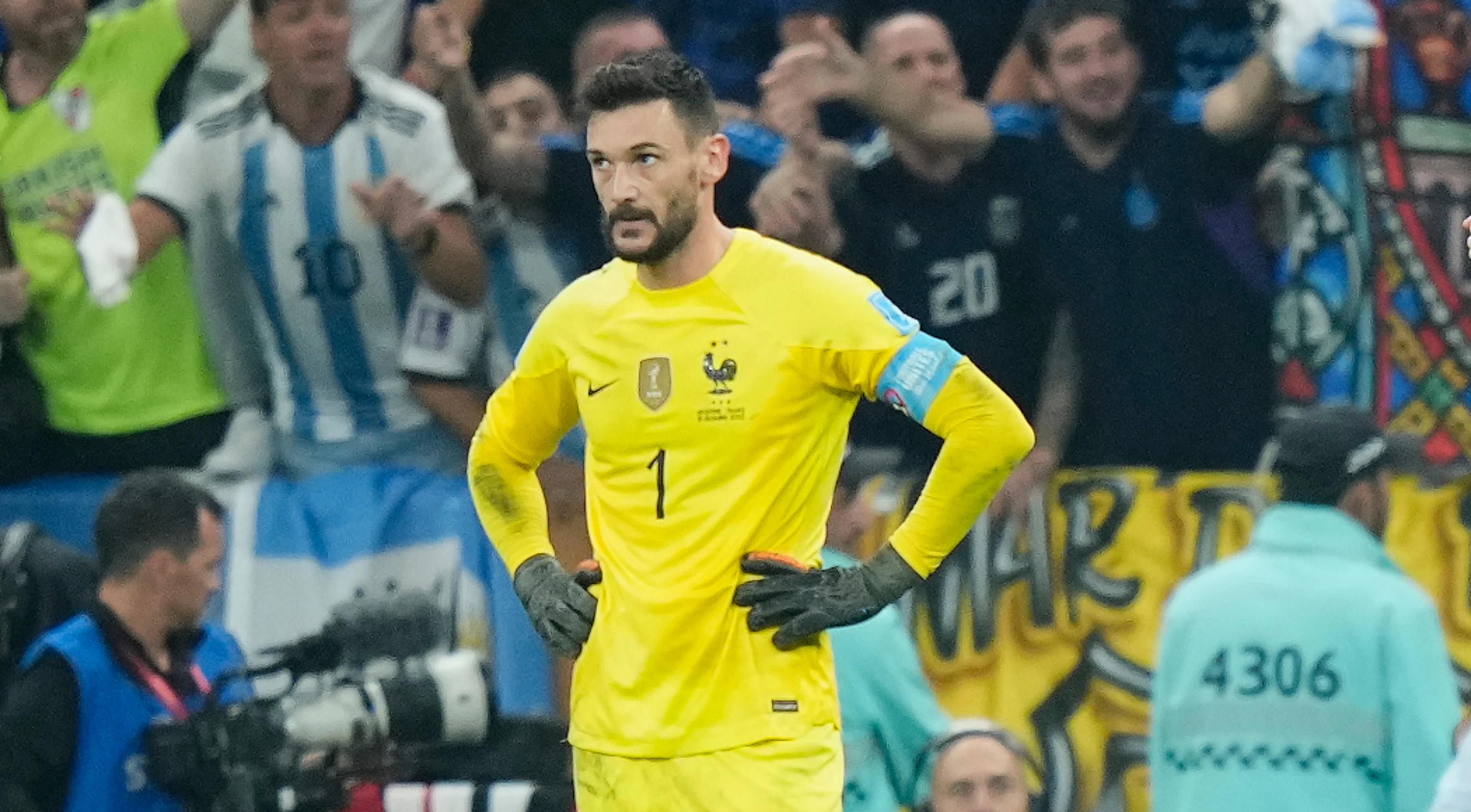'Cruel' loss for Lloris after World Cup final 'boxing match'