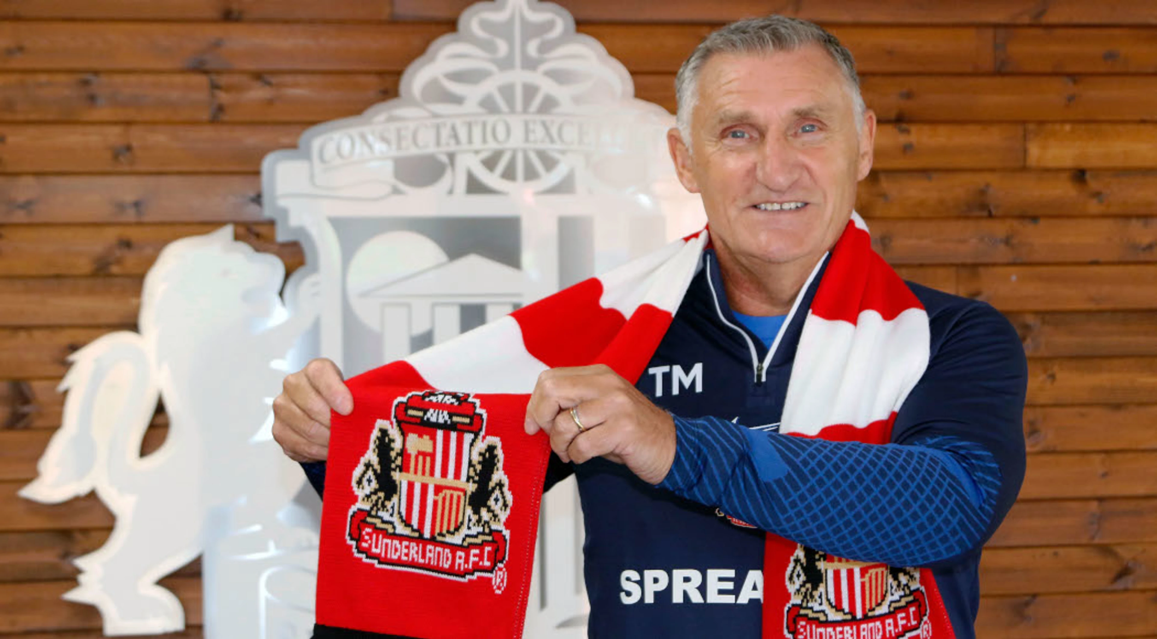 Mowbray hired as Sunderland manager