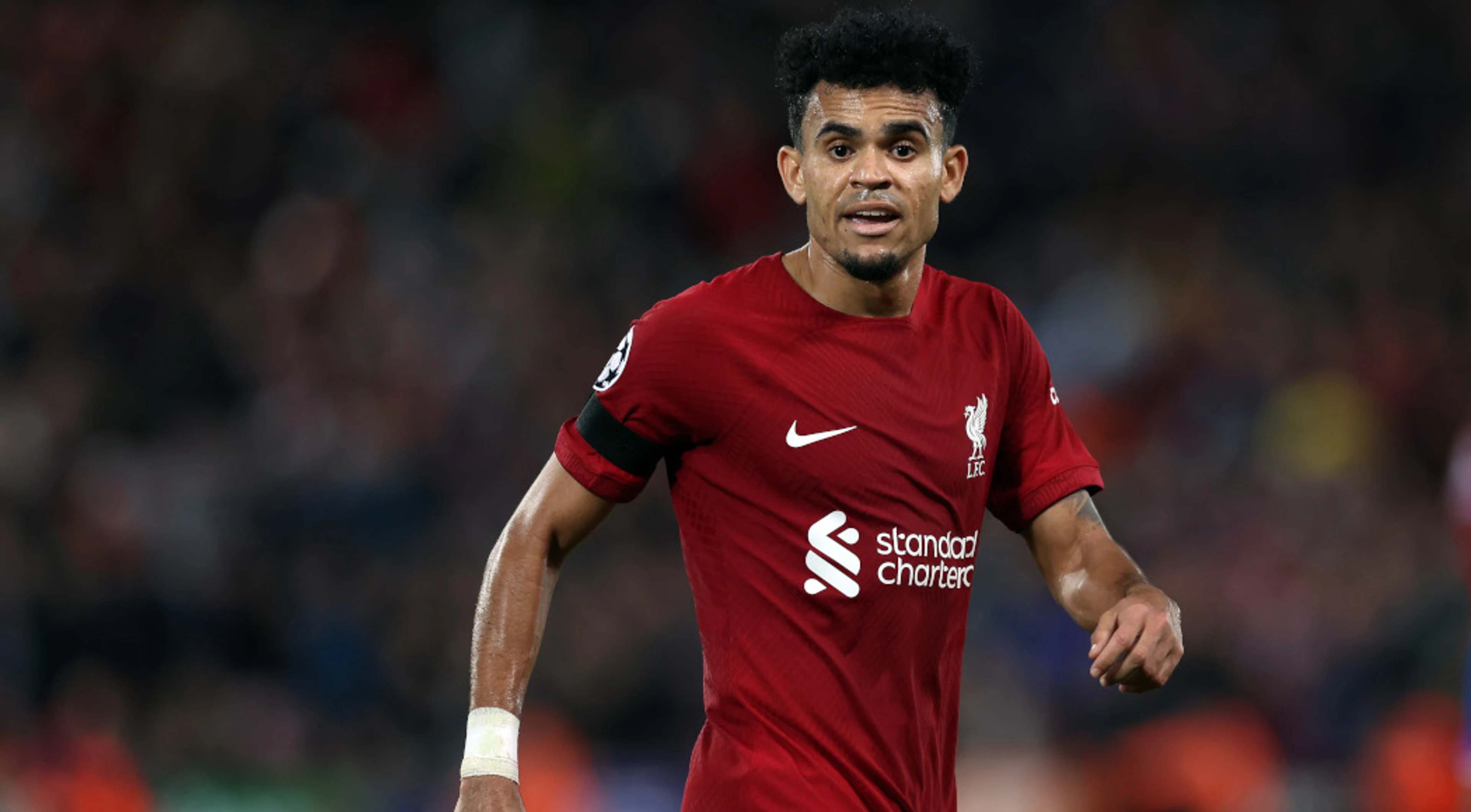 Liverpool's Diaz to undergo tests after leaving training camp with injury