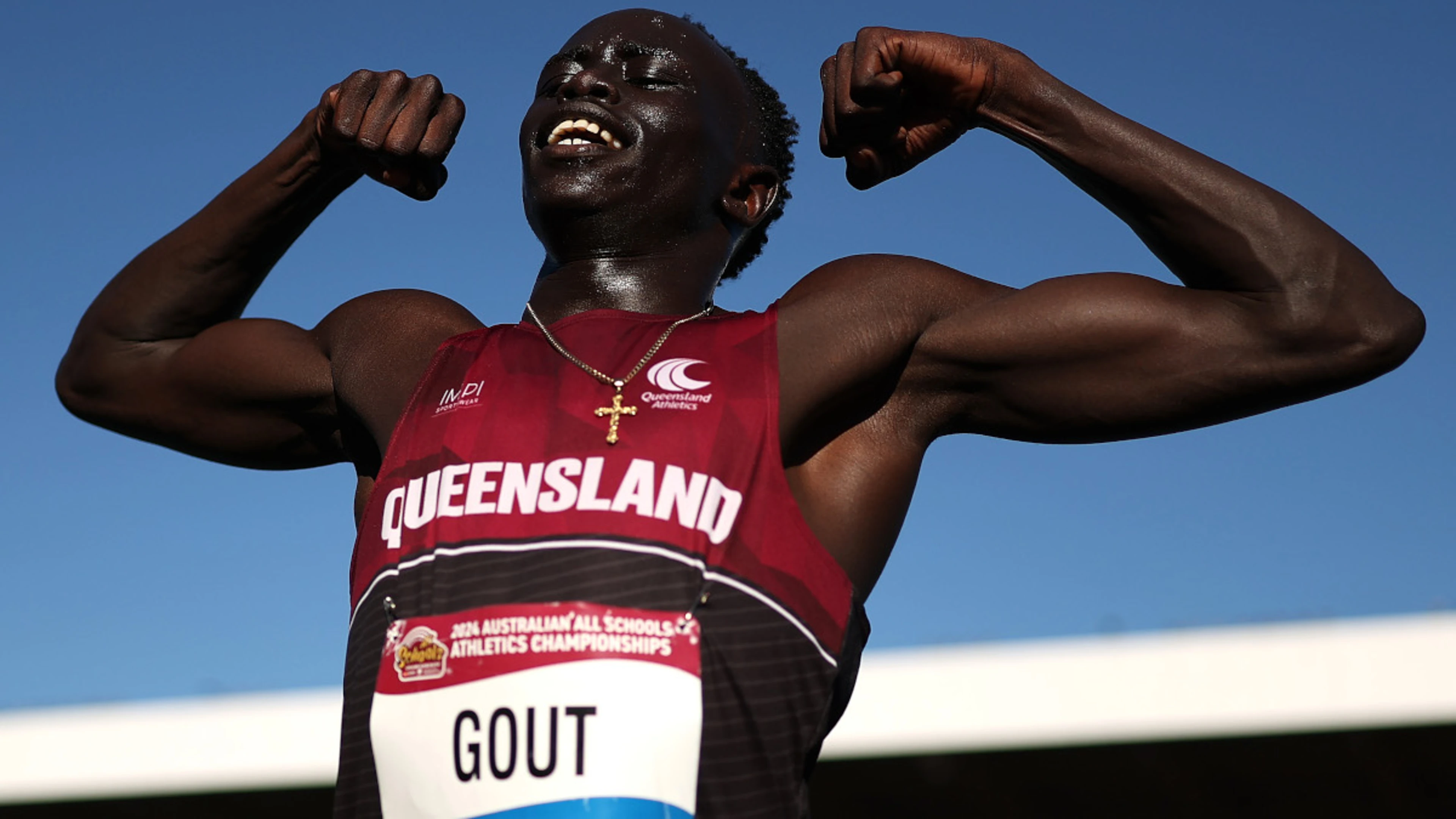 Australian sprinter, 16, betters Bolt to smash record