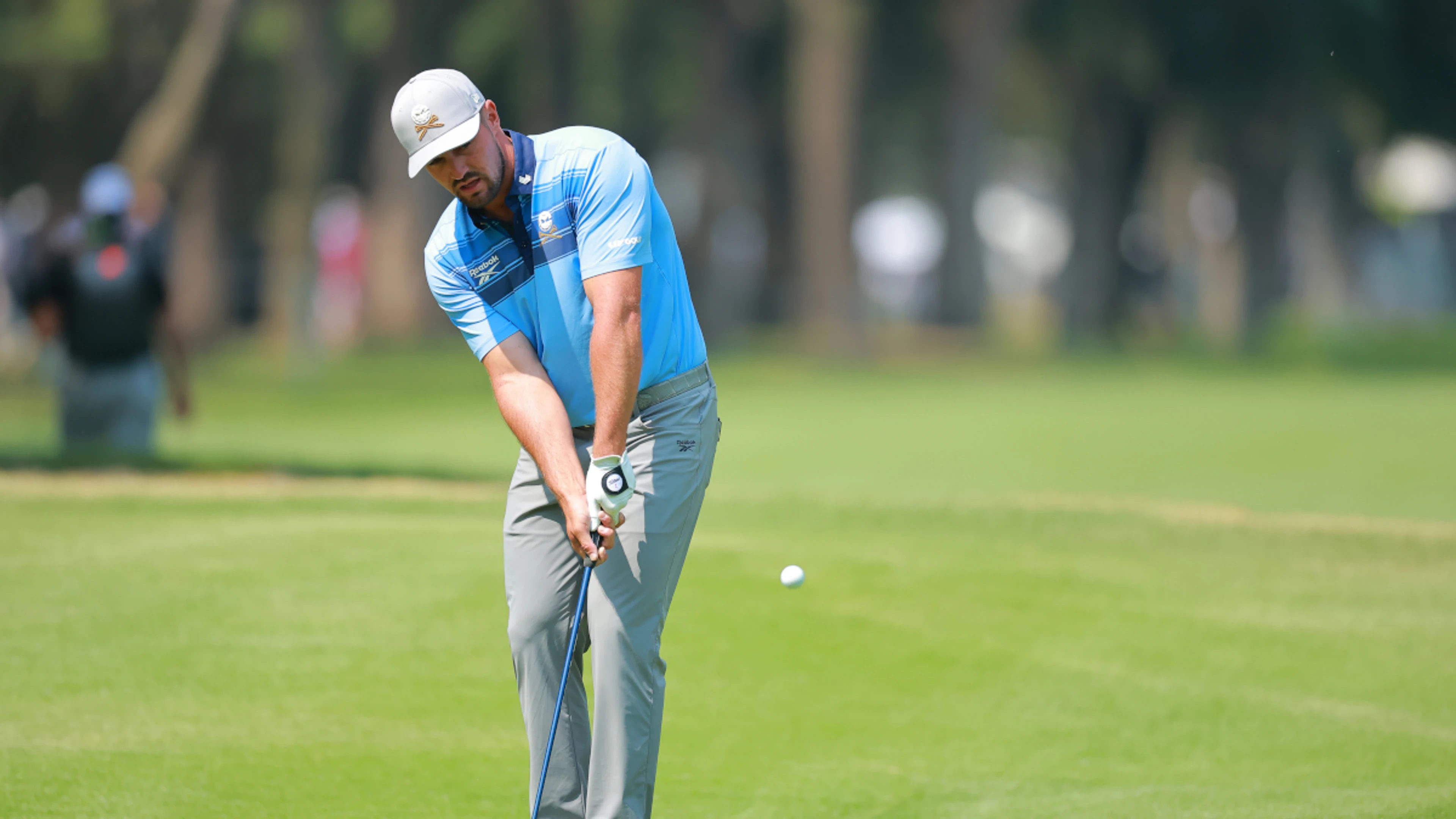 DeChambeau bombs his way to lead at LIV Golf Mexico City