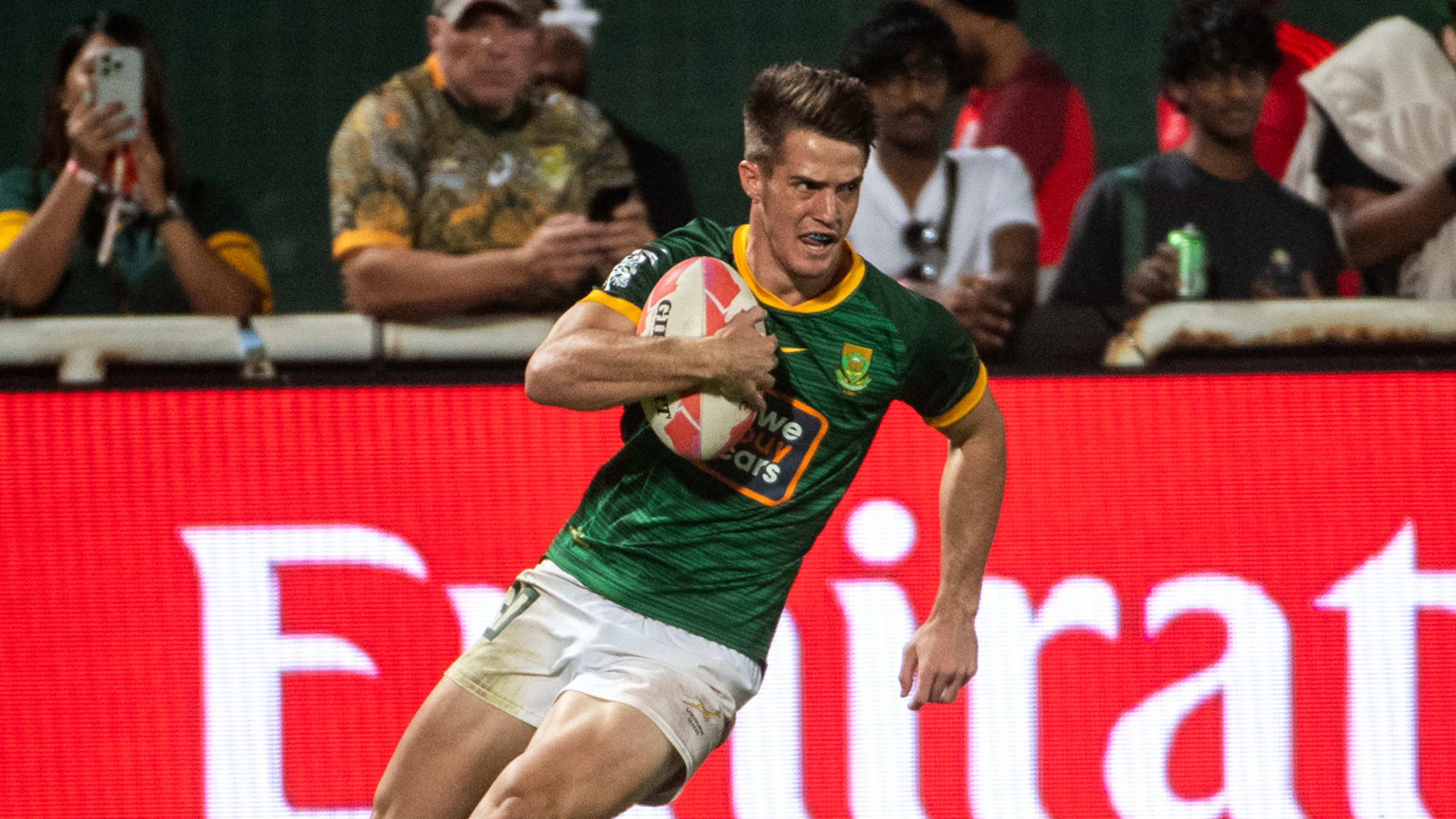 Blitzboks smash Samoa to move into quarters