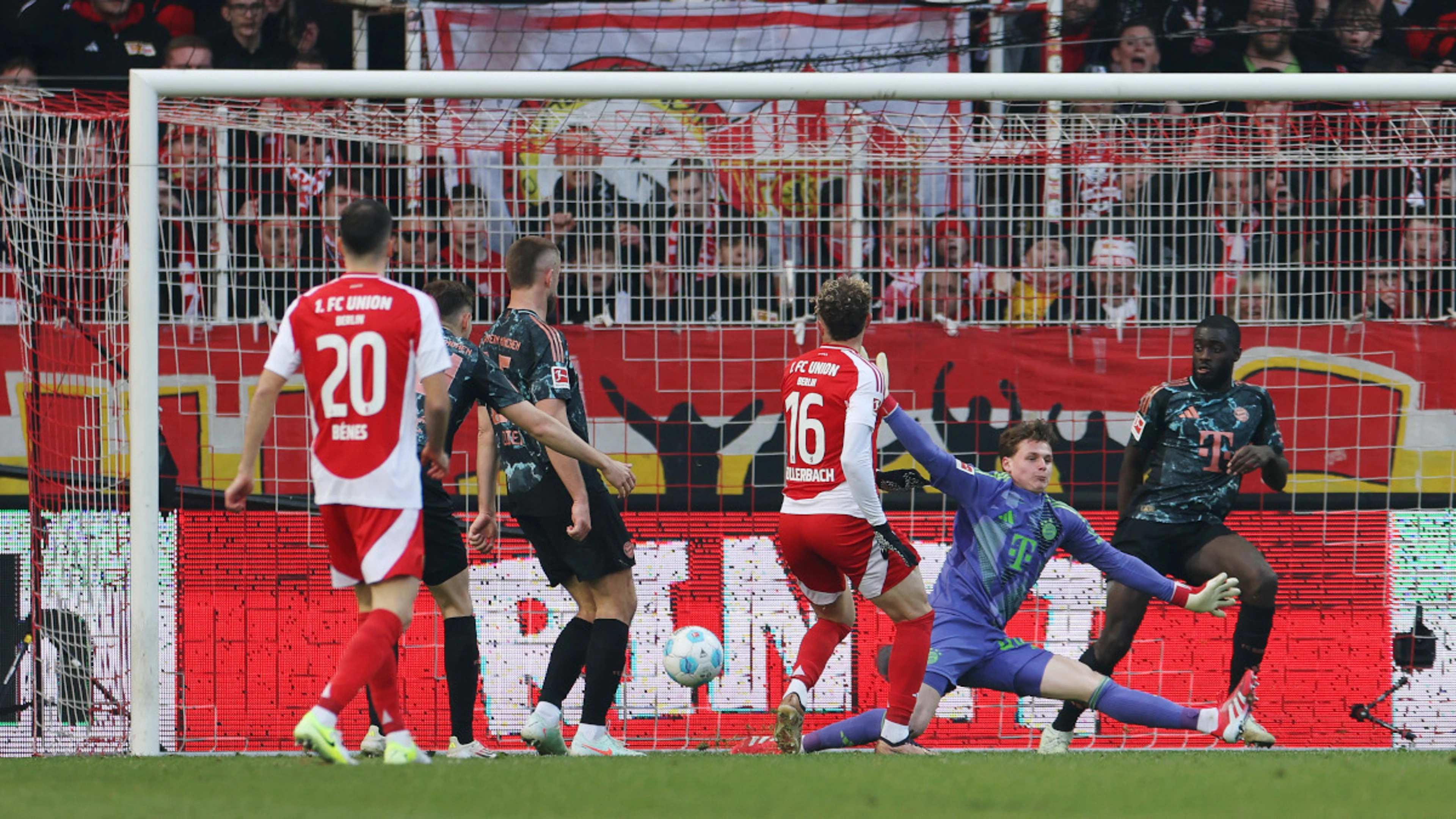 Bayern draw keeps title door ajar as Dortmund lose to Leipzig