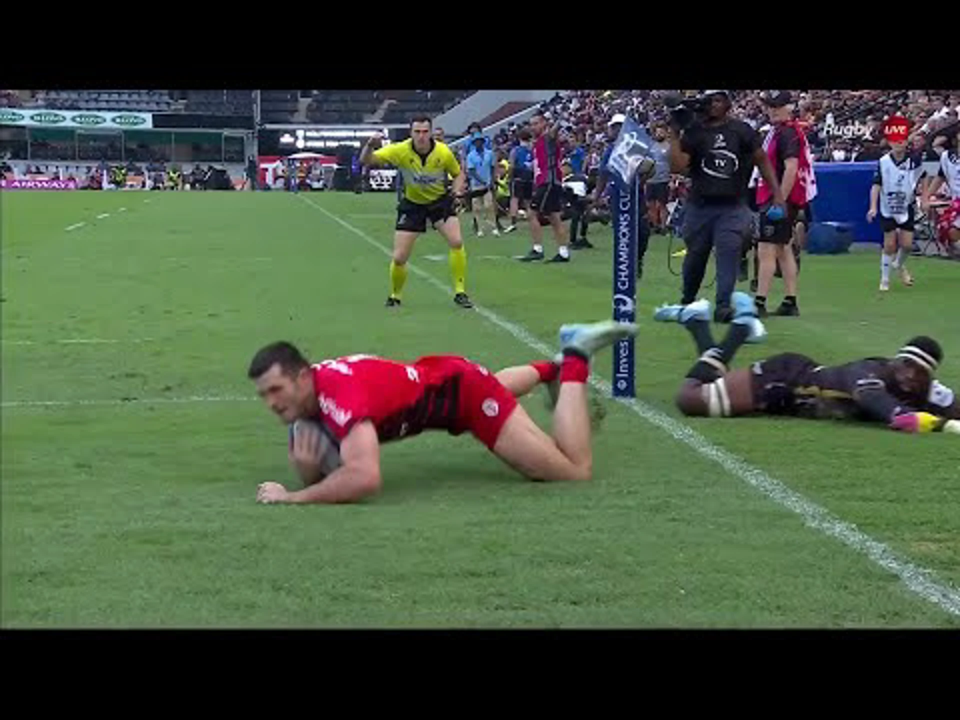 Blair Kinghorn With a Try vs. Sharks