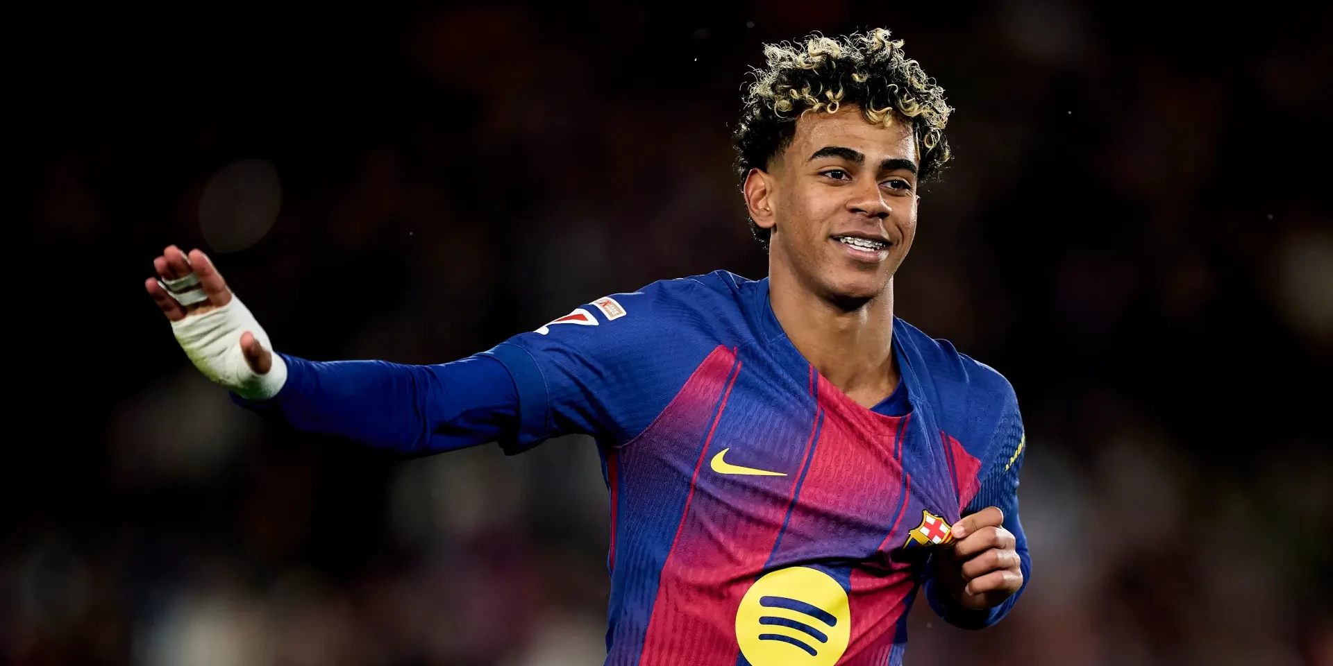 YAMAL STUNNER: Barca beat Oviedo to reclaim top spot