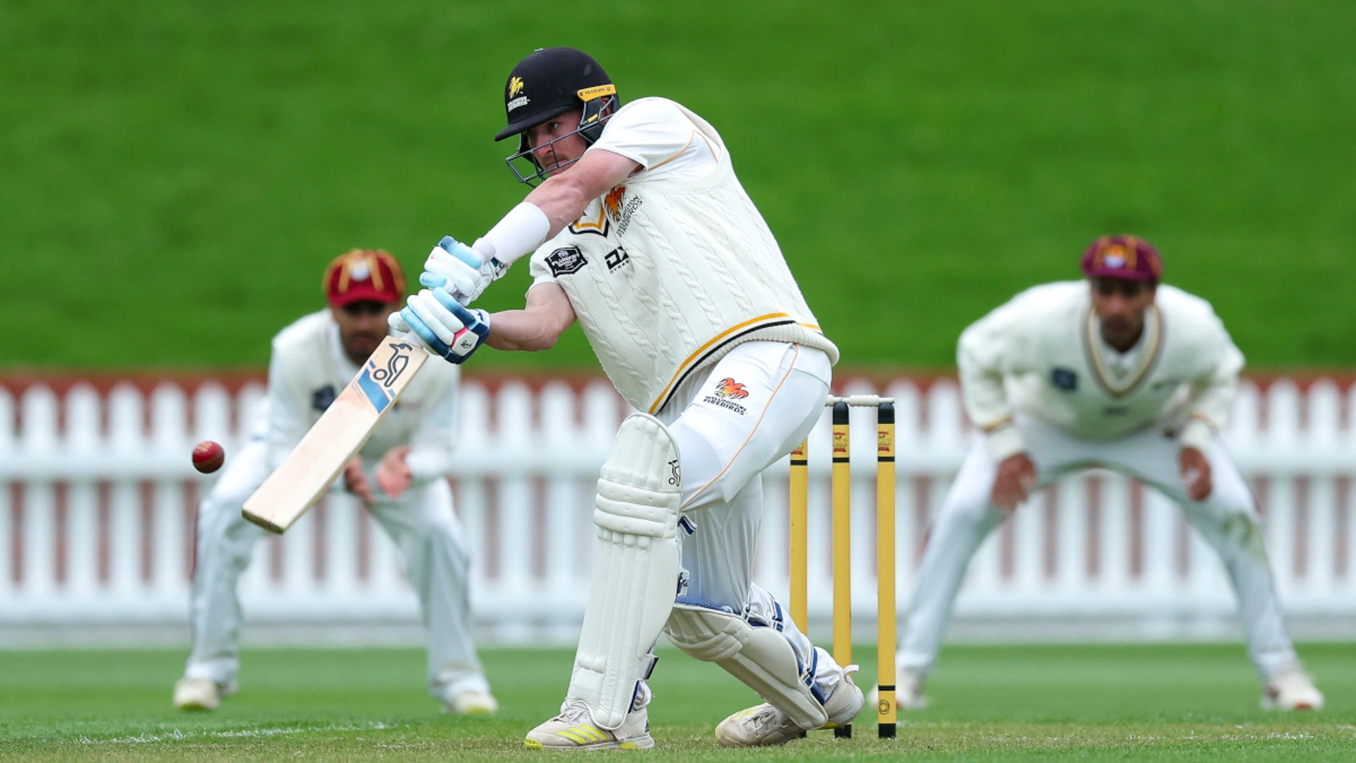 Uncapped Smith earns New Zealand contract in big show of faith