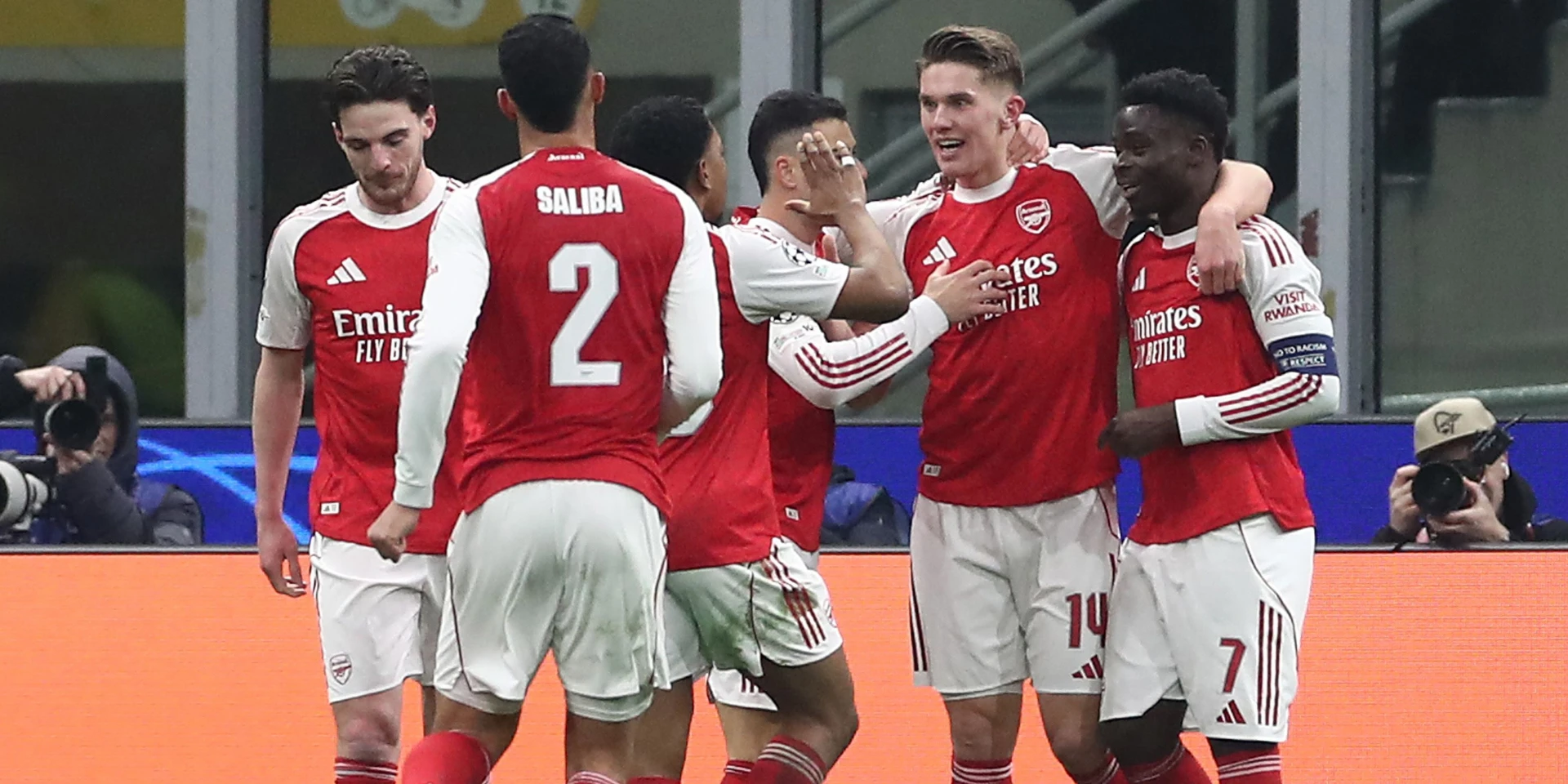 Jesus fires Arsenal past Inter and into Champions League last 16