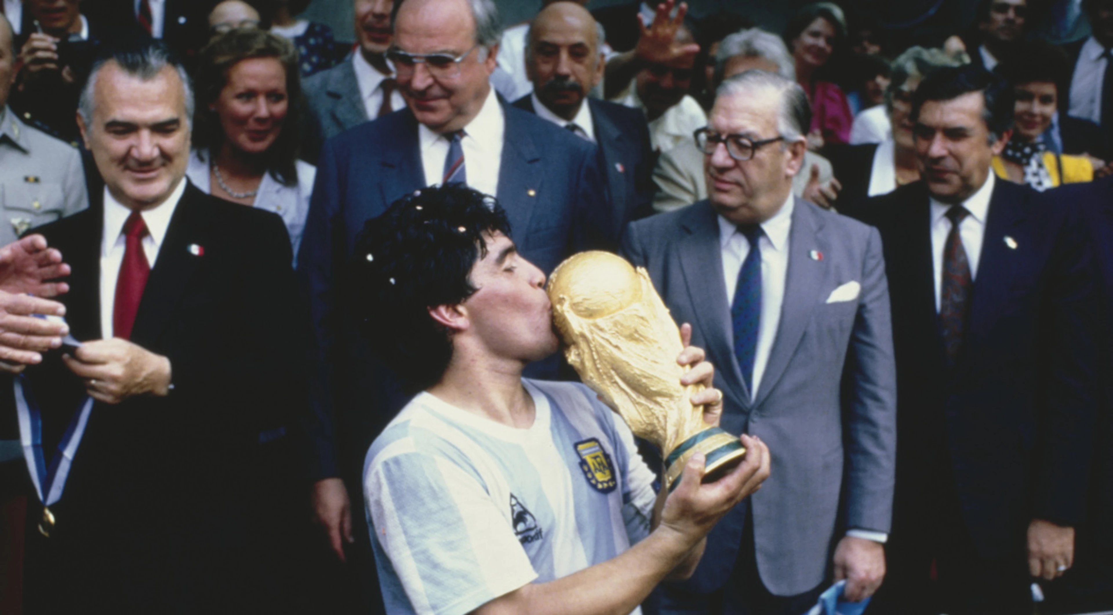 The World Cup trophy in numbers