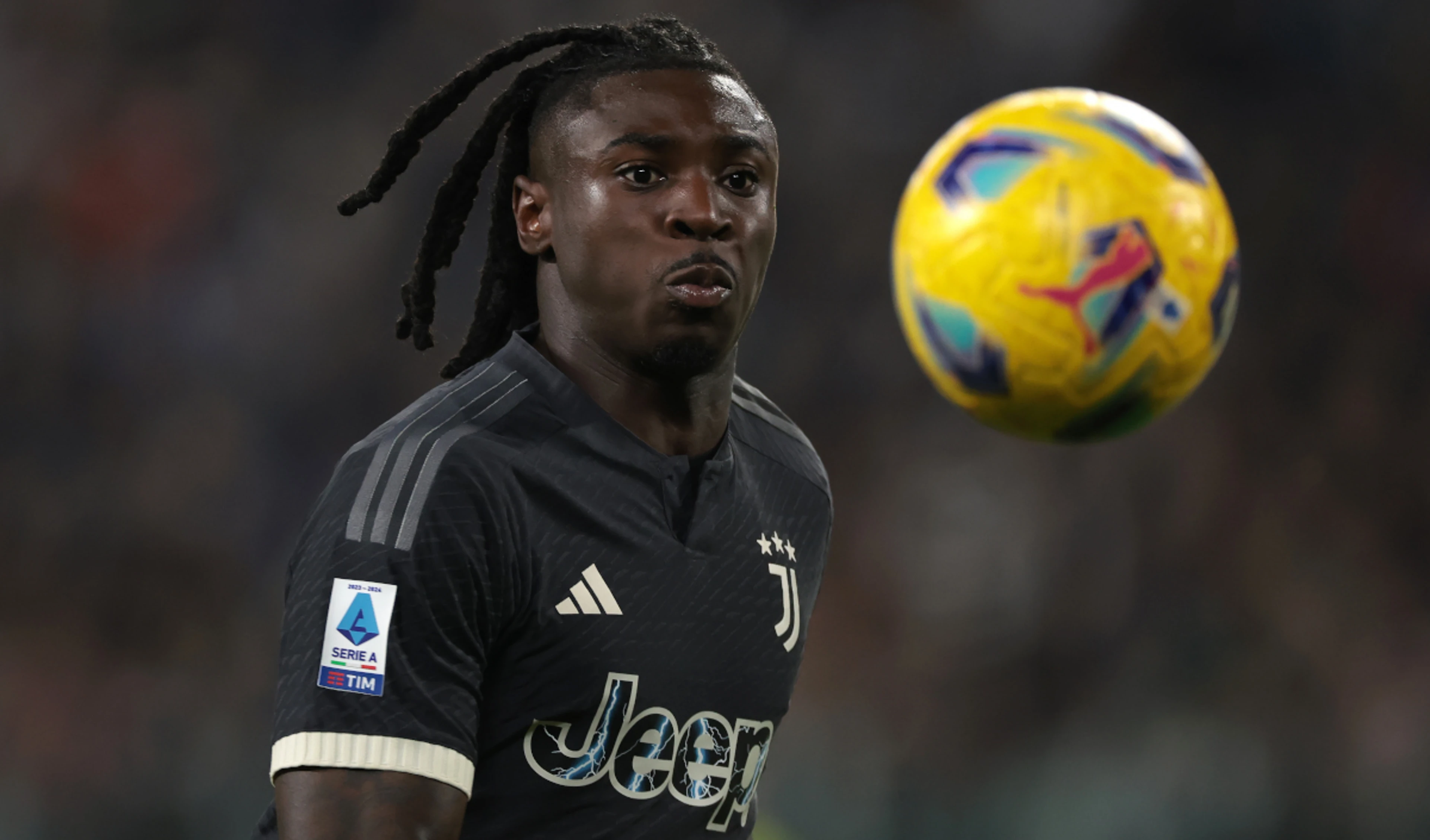 Juve climb top as Milan blow two-goal lead