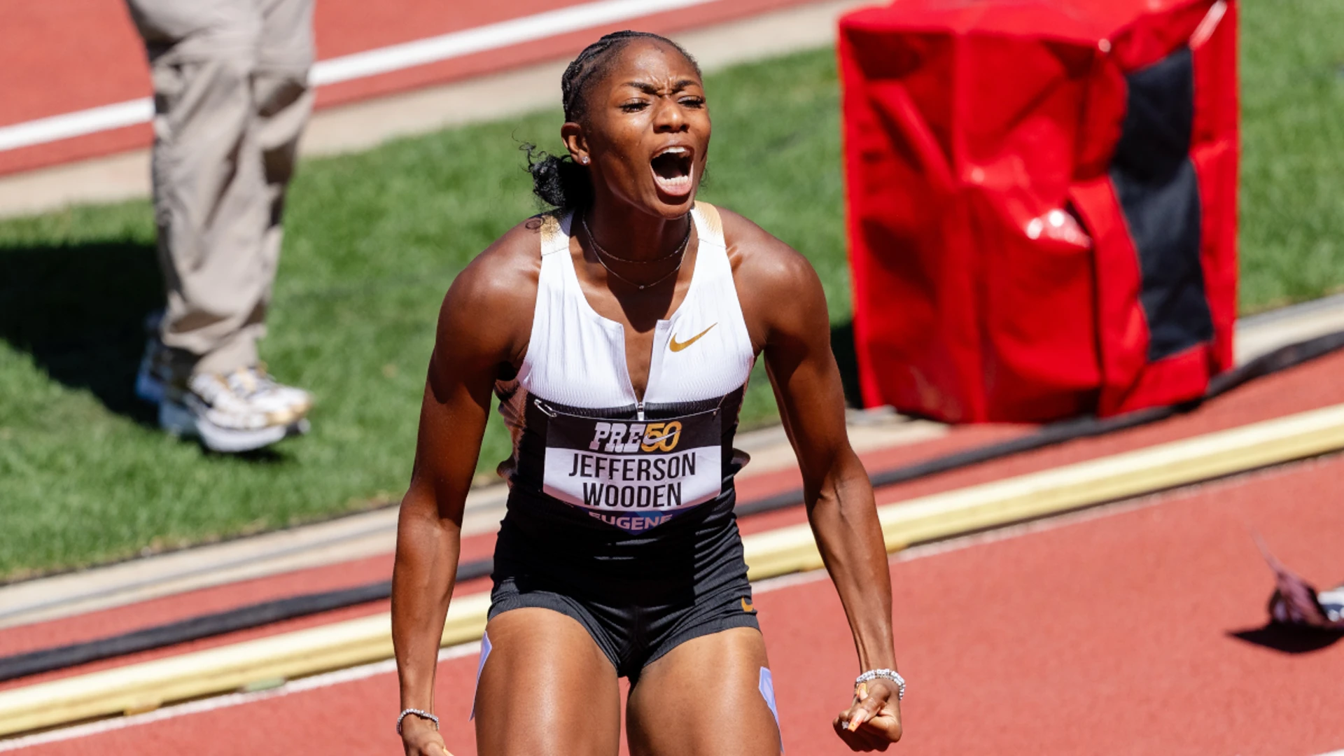 Jefferson-Wooden tops Alfred in Eugene 100m
