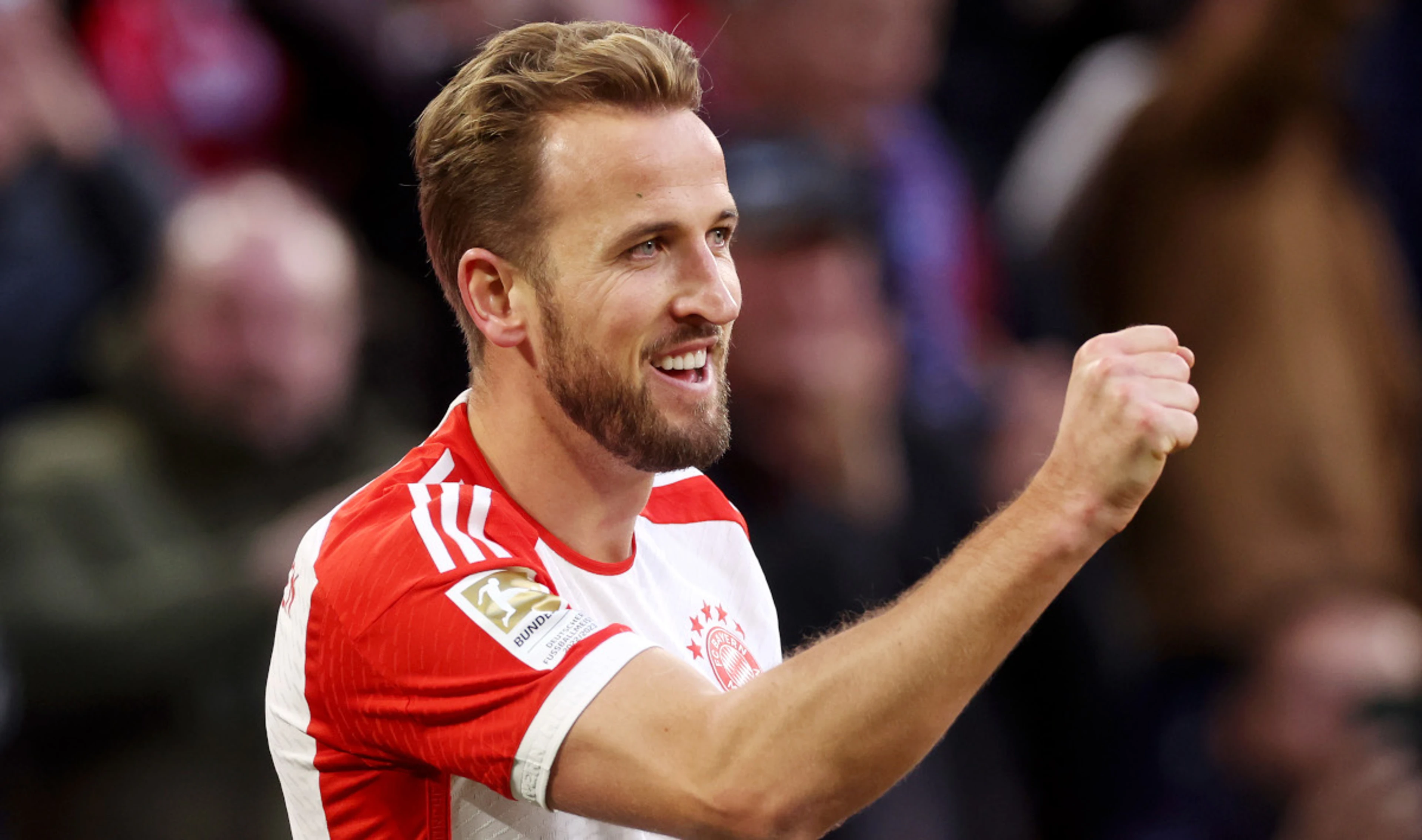 Lewandowski goal mark 'still too far away' says record-breaking Kane