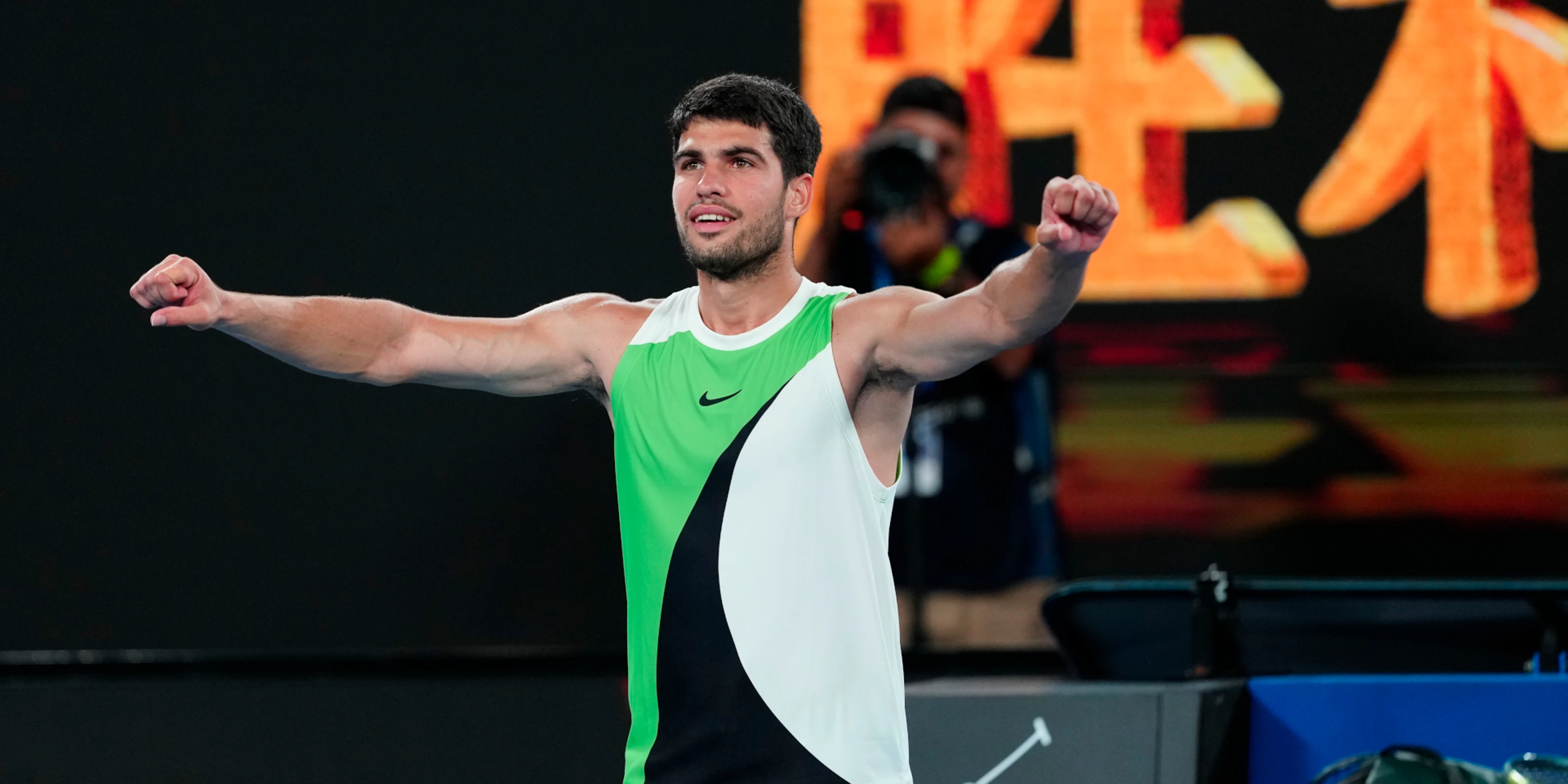 Alcaraz rolls into maiden Melbourne semifinal and date with Zverev