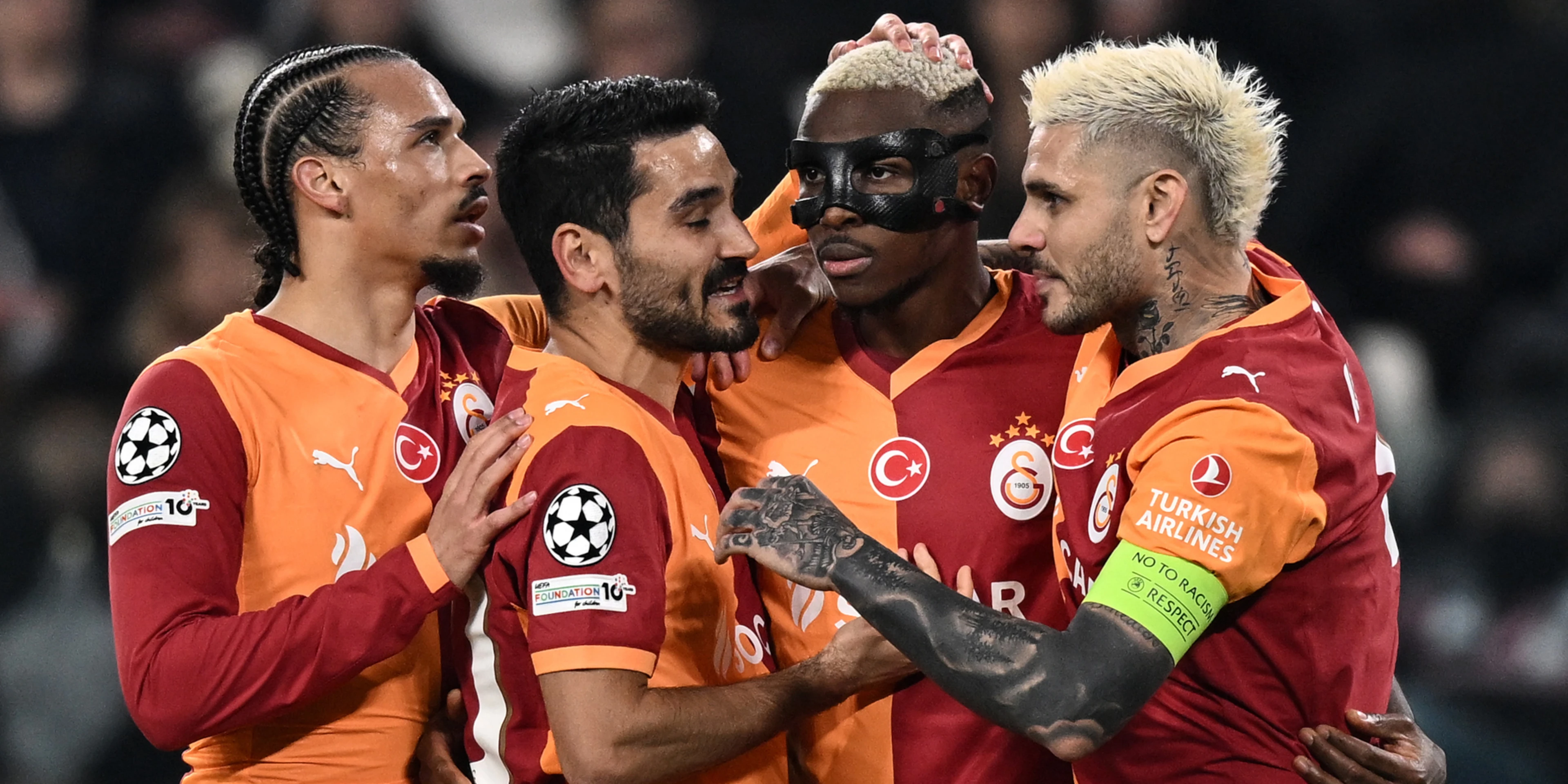 Galatasaray hold off Juve to squeeze into Champions League last 16
