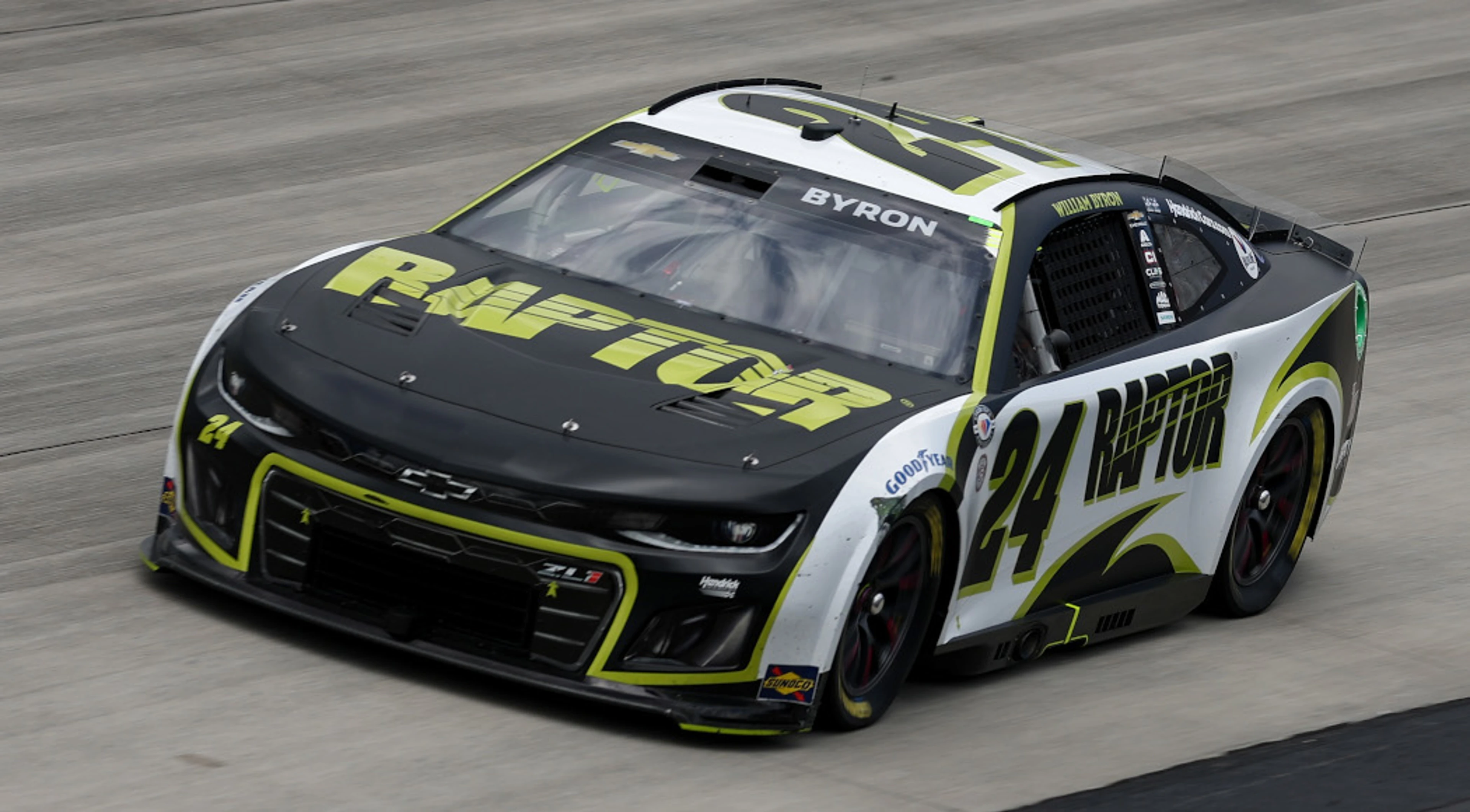 William Byron edges teammate Kyle Larson for Kansas pole