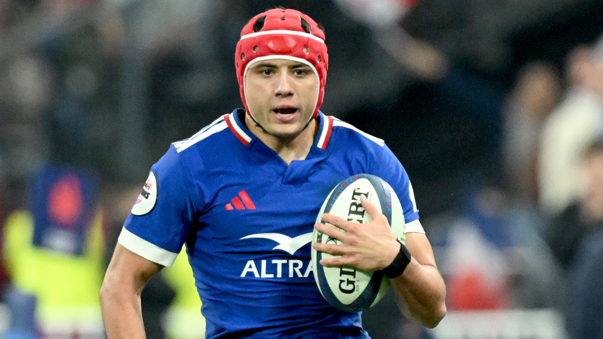 French try-machine up against three Boks