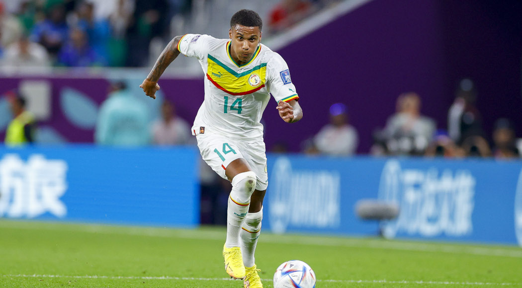 Jakobs makes first start for Senegal in Qatar showdown