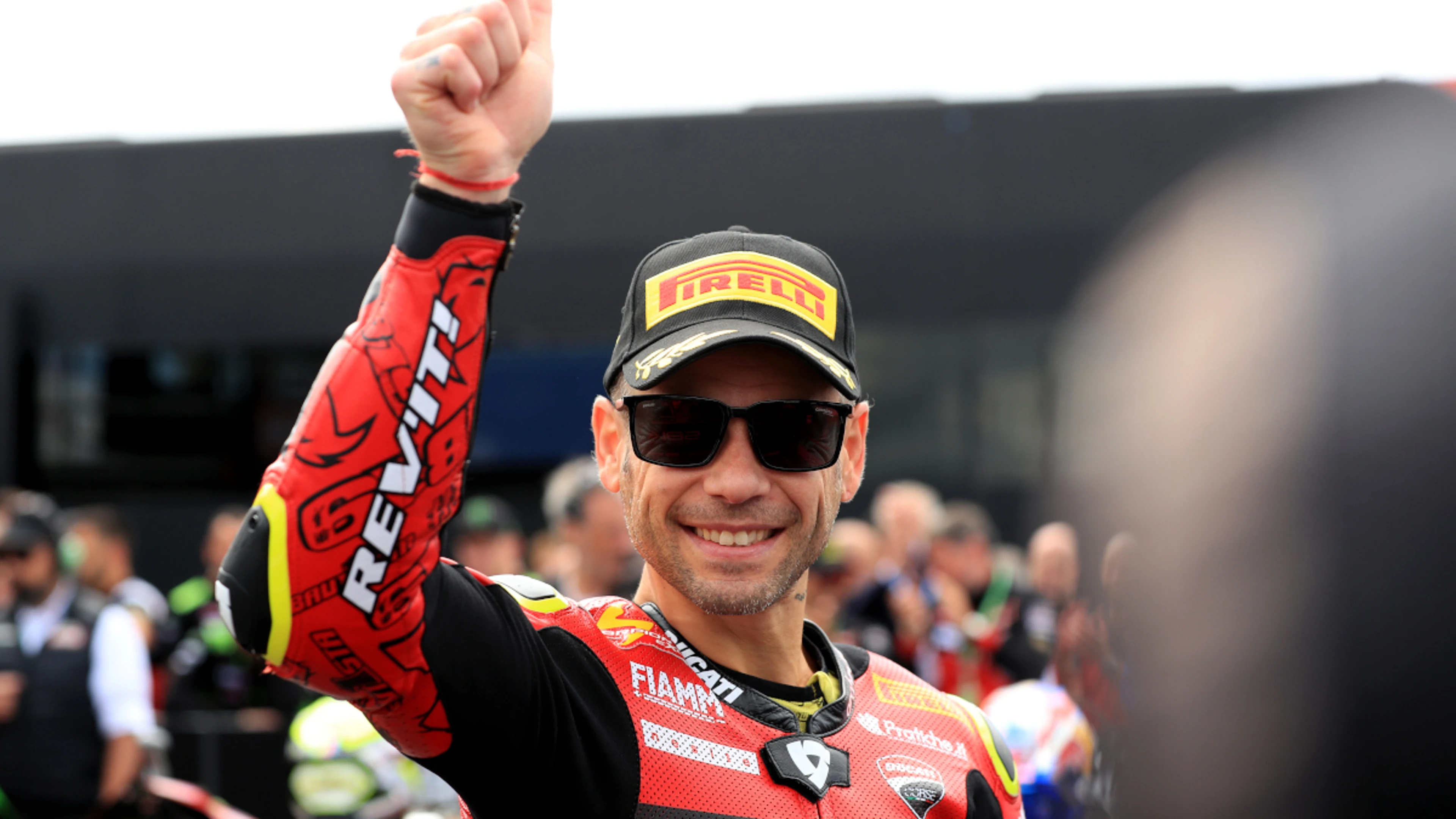 Bautista continues domination with victory at Donington Park