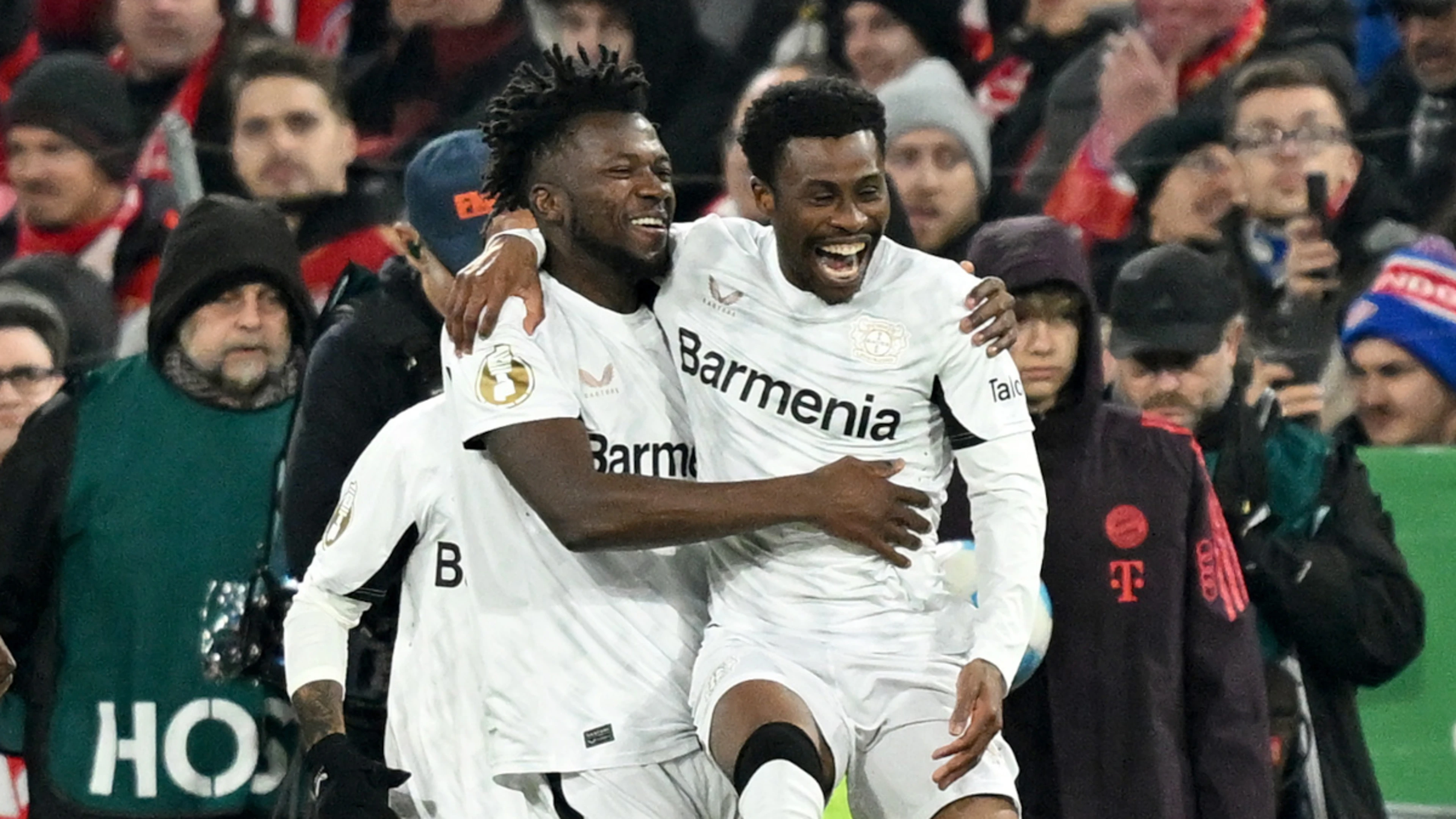 Leverkusen eliminate Bayern from German Cup after Neuer sees first red