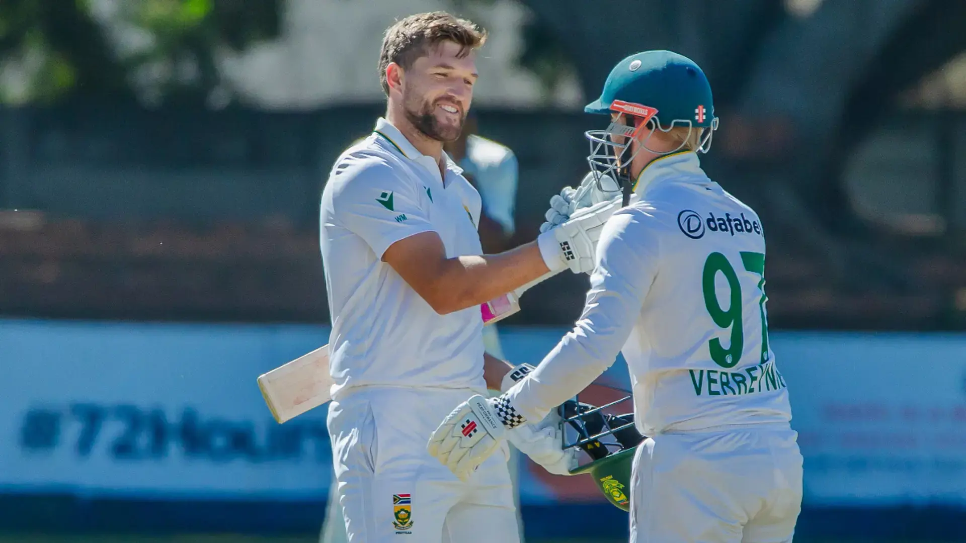 MAJOR MILESTONE: Mulder stops short of Lara test record before Zim collapse