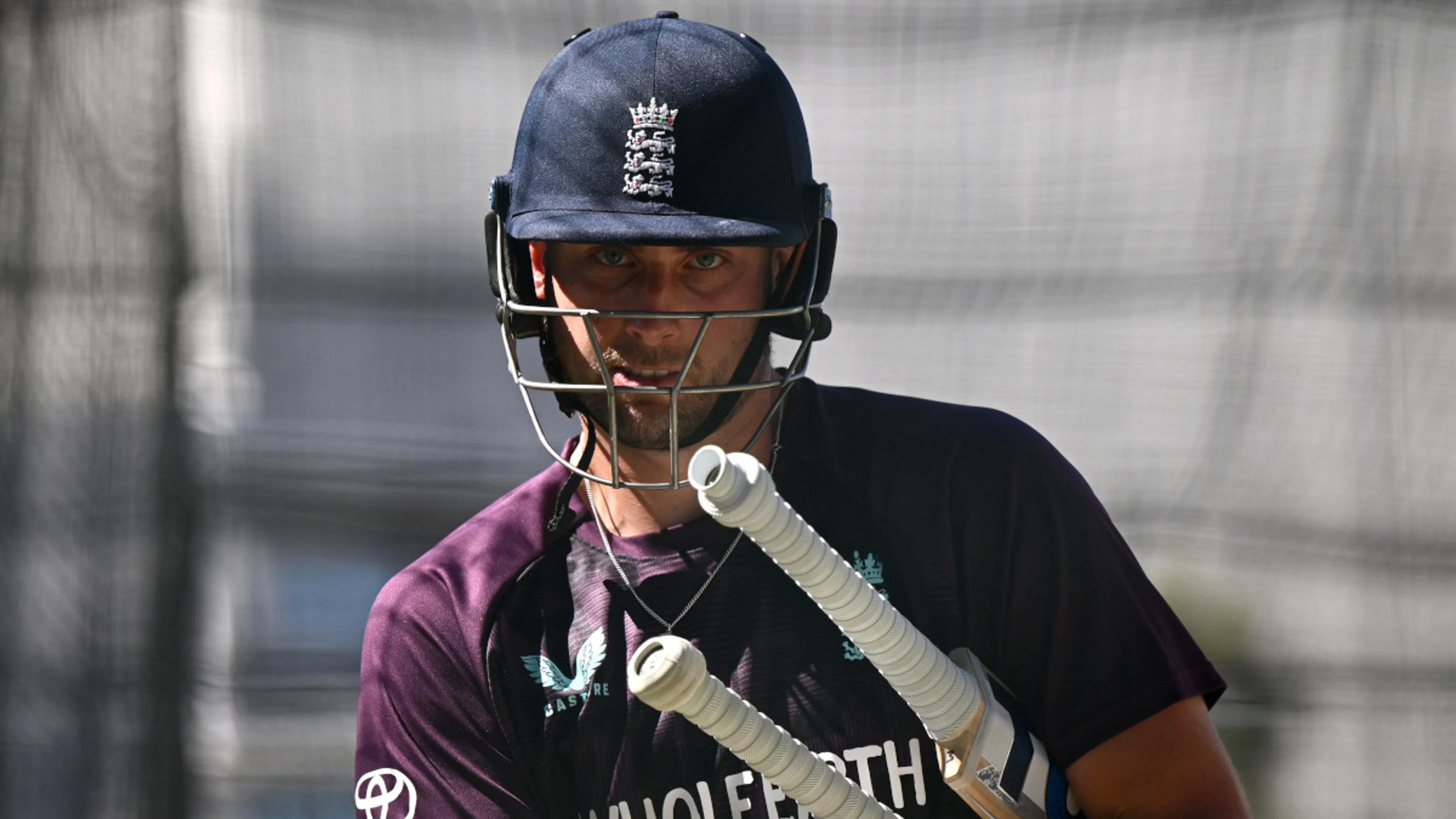 Wood out as spinner Jacks comes in for England