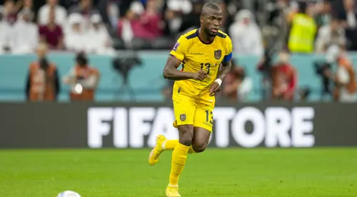 Valencia double gives Ecuador halftime lead against hosts Qatar