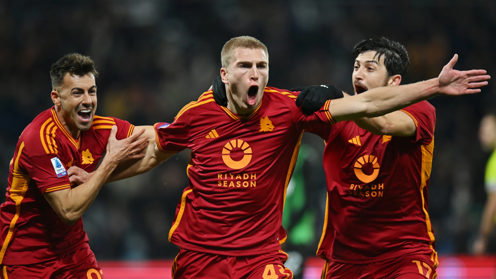 Roma eye Italy's Champions League spots with Sassuolo win