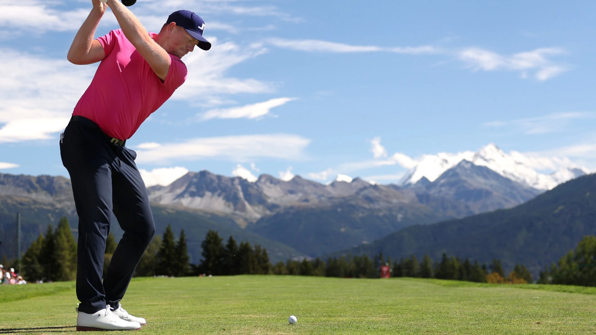 Matt Wallace braves the elements to lead by four at Crans Montana