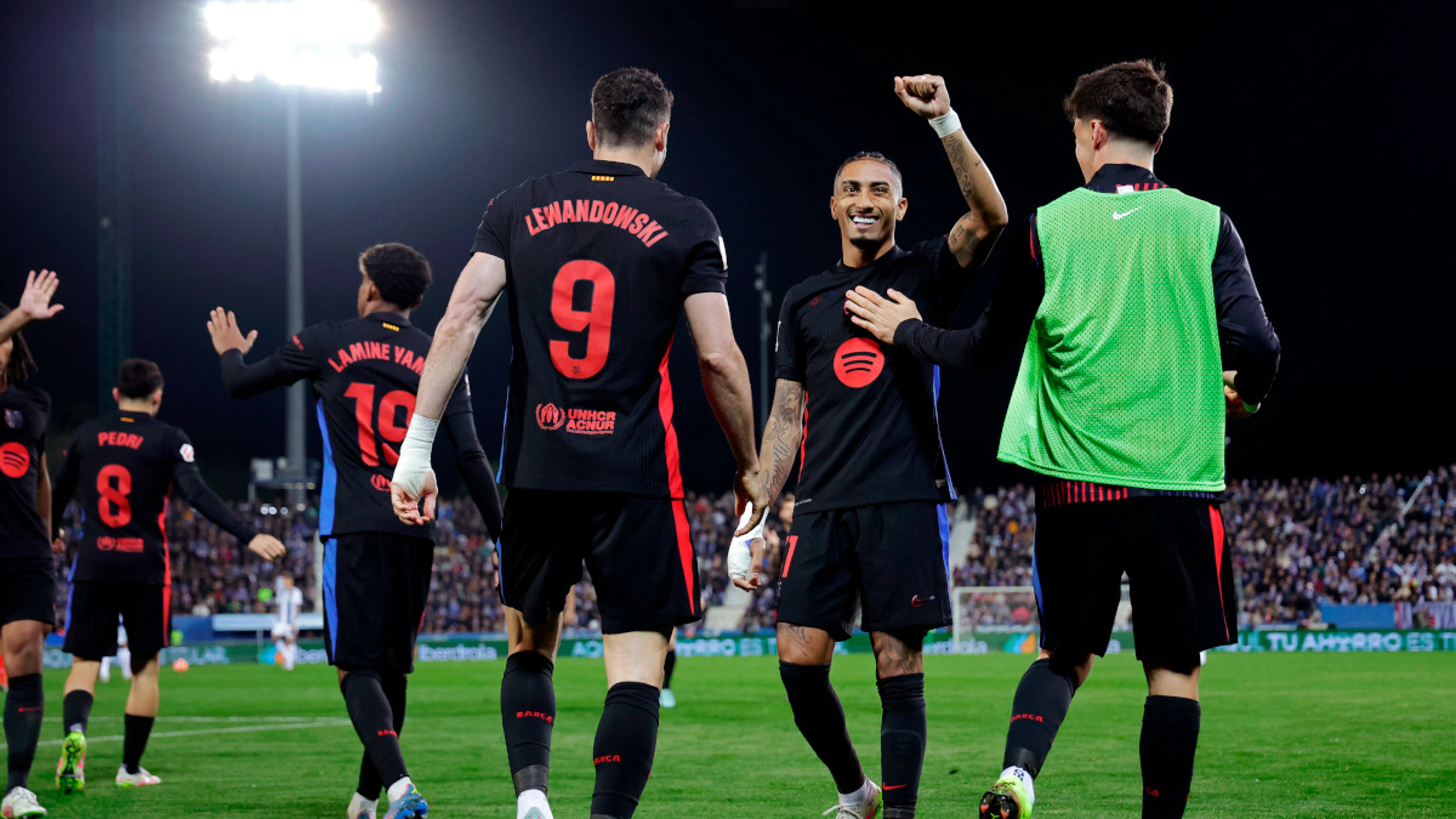 LALIGA RUN-IN: Barca and Real each earn narrow away wins 