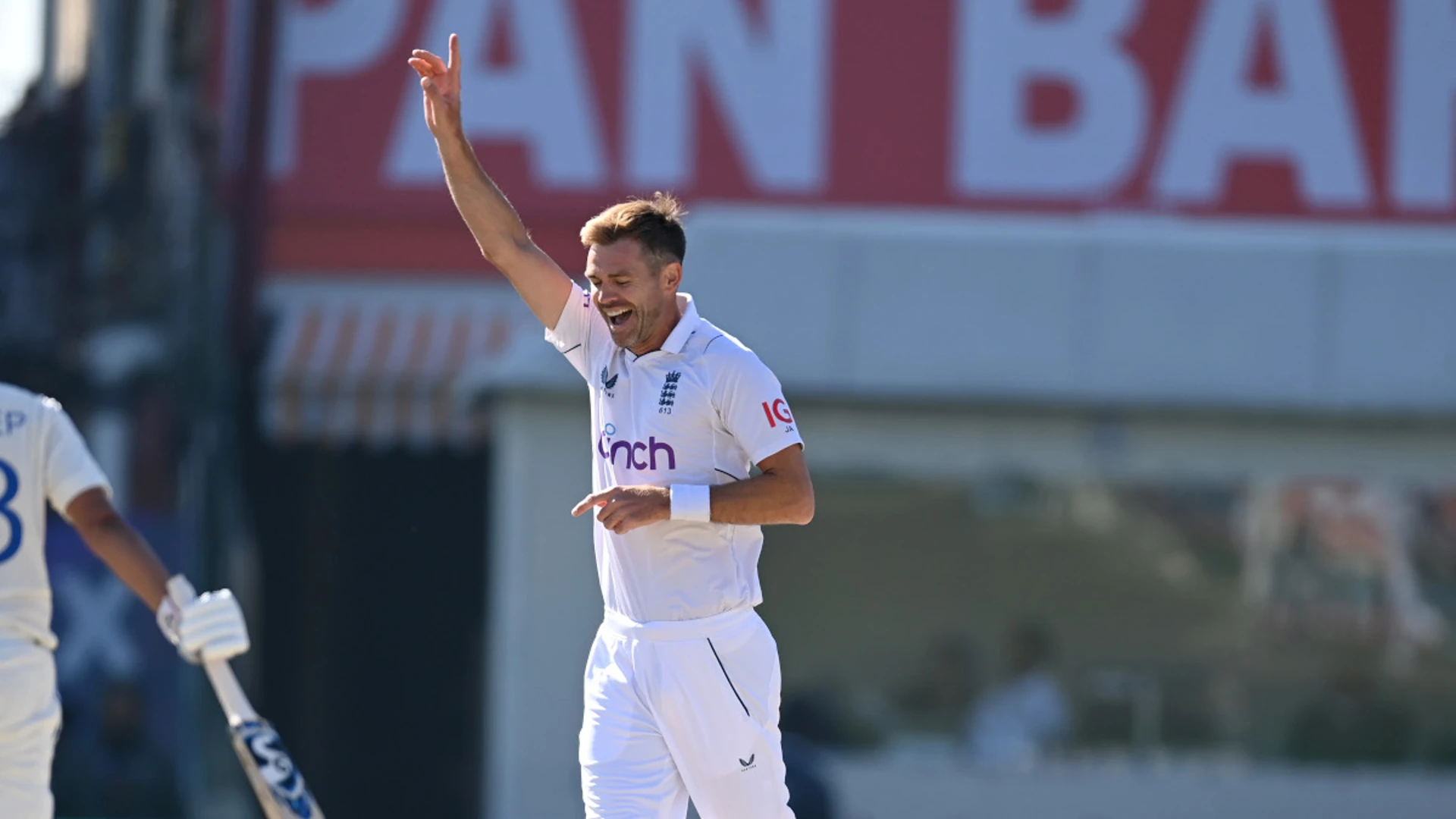 Anderson takes seven wickets ahead of England farewell