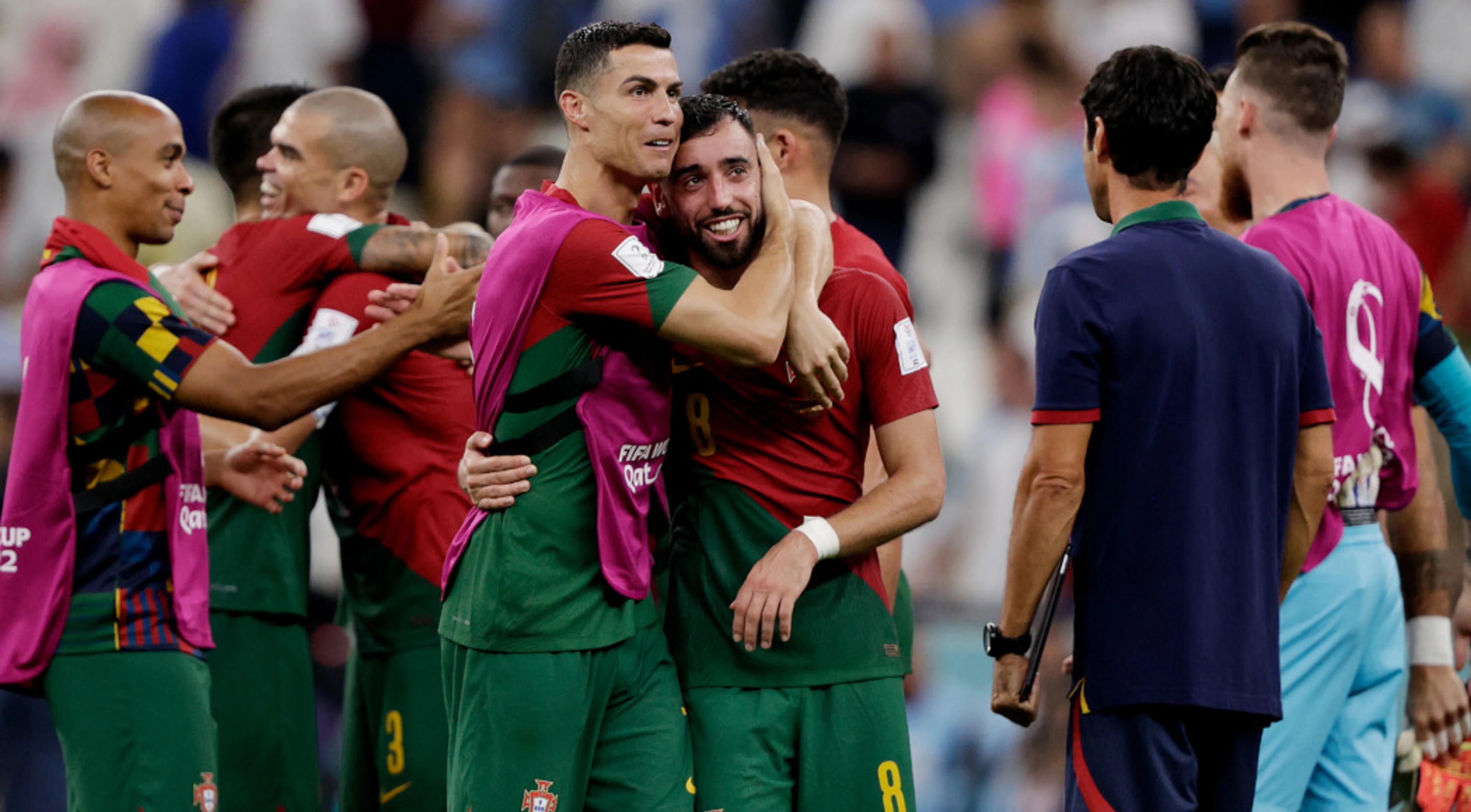 Fernandes steps out of Ronaldo's Portugal shadow