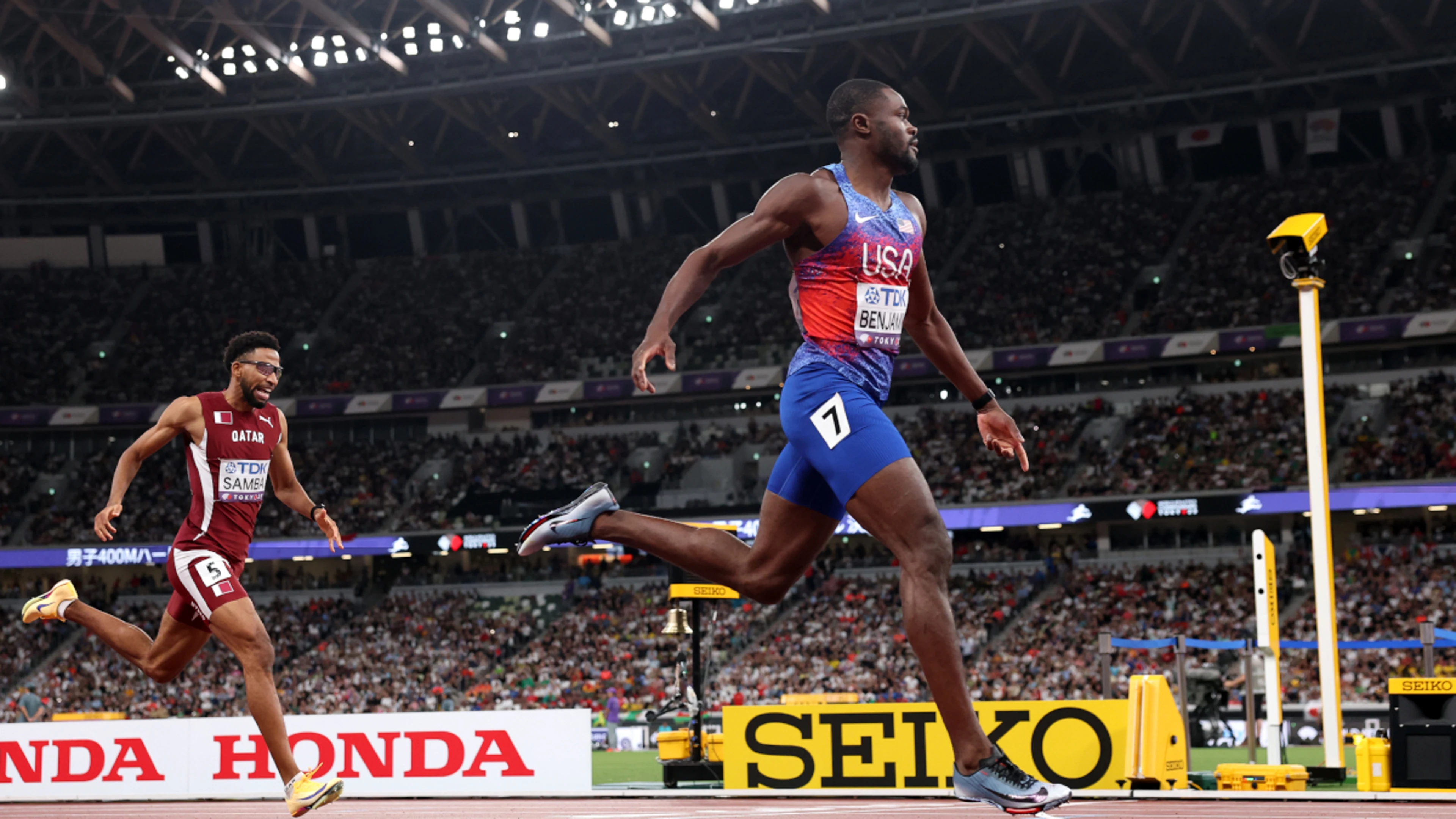 Benjamin outpaces Warholm for world 400m hurdles title