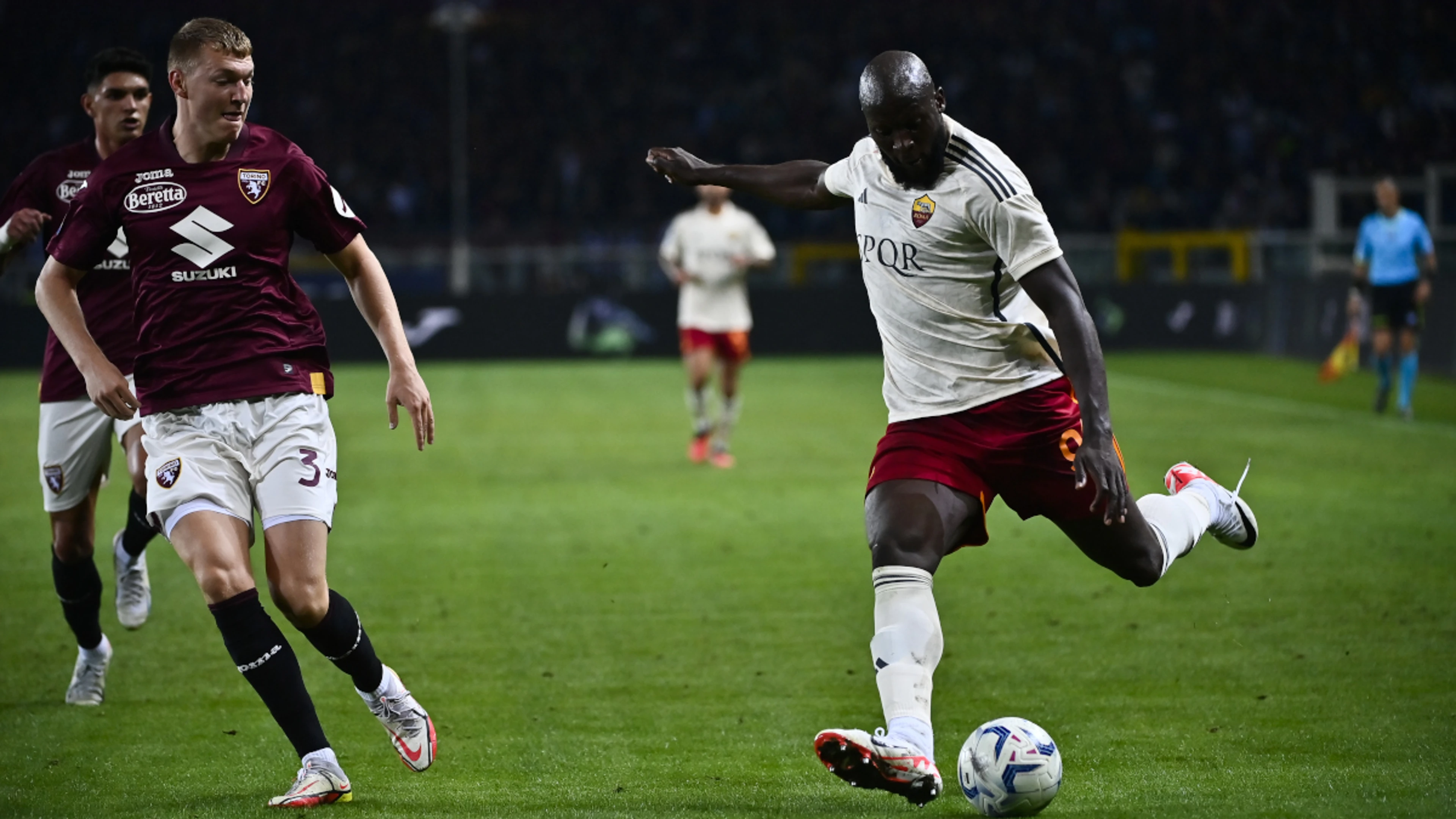 Lukaku strike not enough as Roma held to draw at Torino