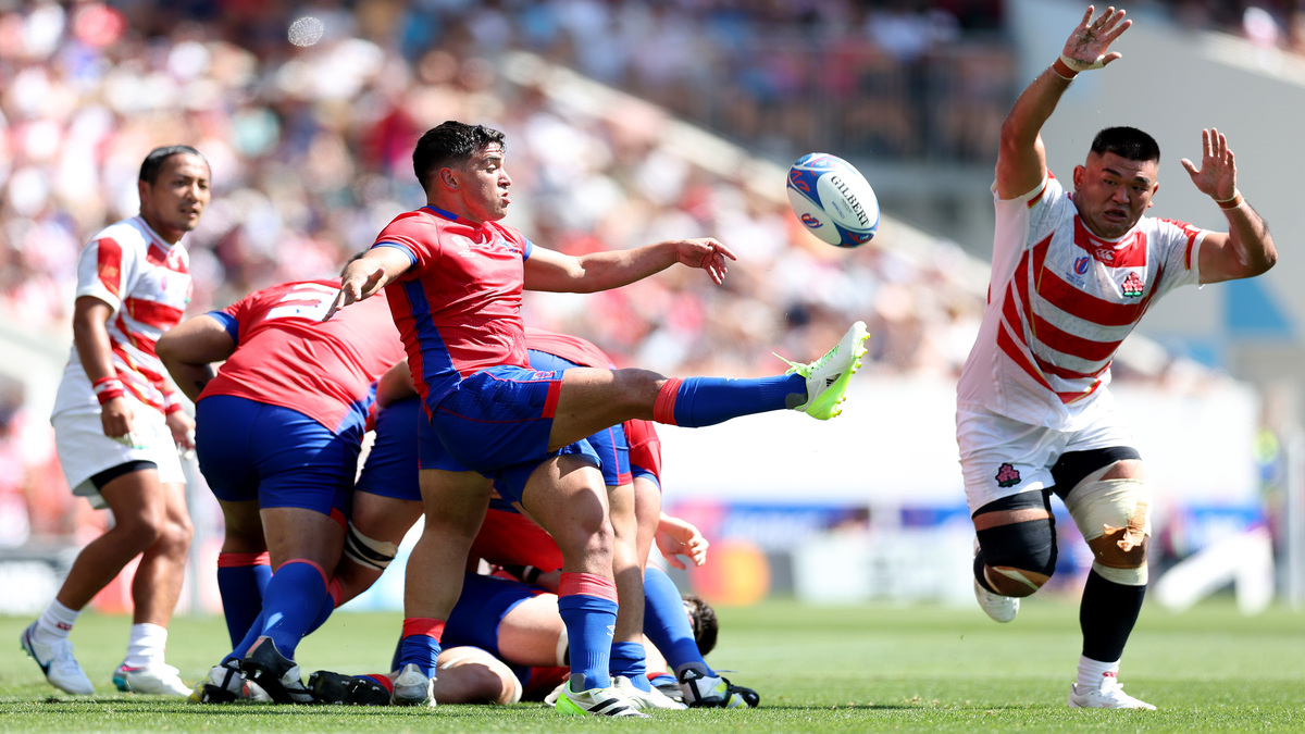 Debutant Chilean players drowned out by World Cup noise