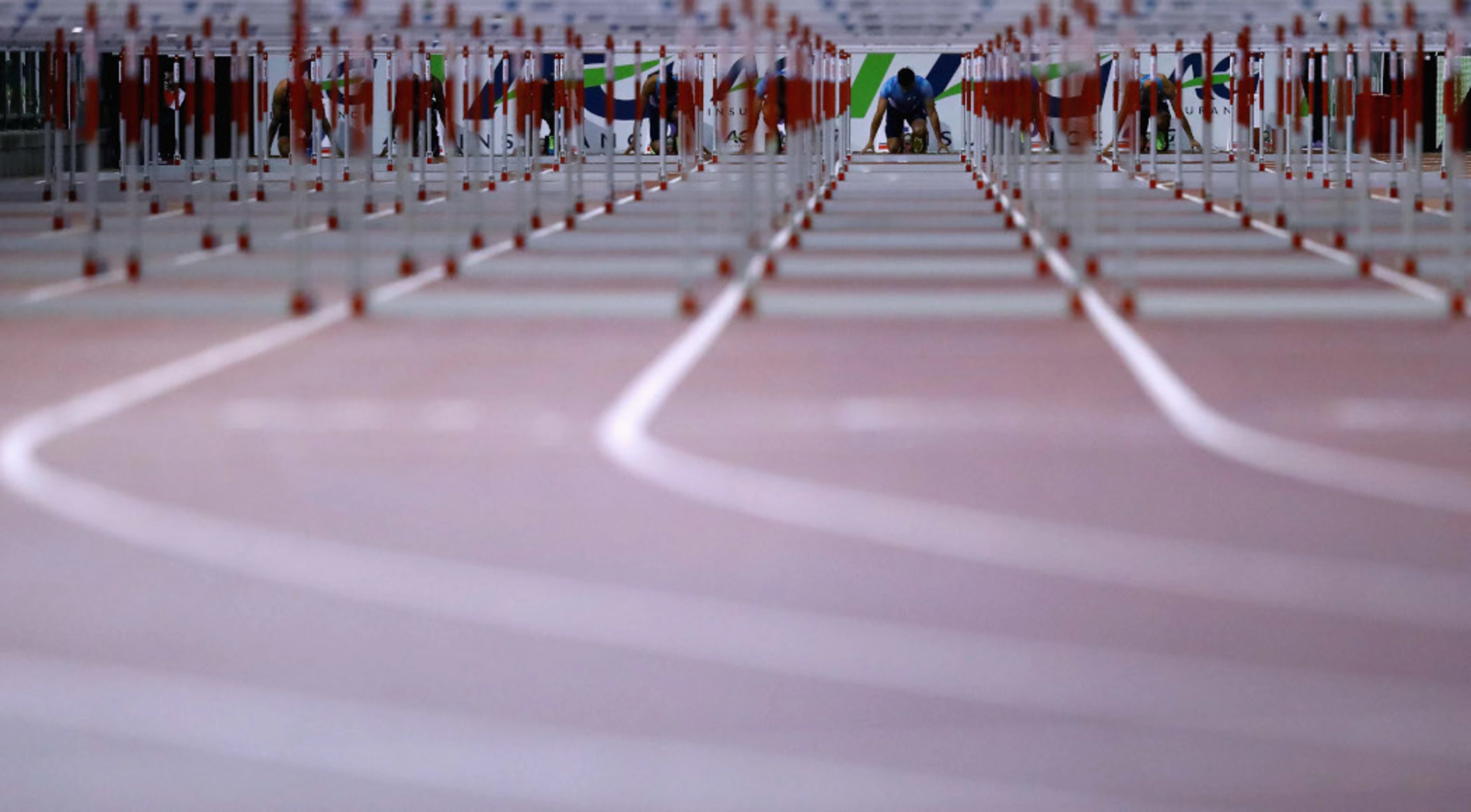 Jamaicans sweep 400 crowns, win men's 4x100 Penn Relays title