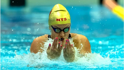 Fit-again Le Clos and Van Niekerk return, targeting world short course ...