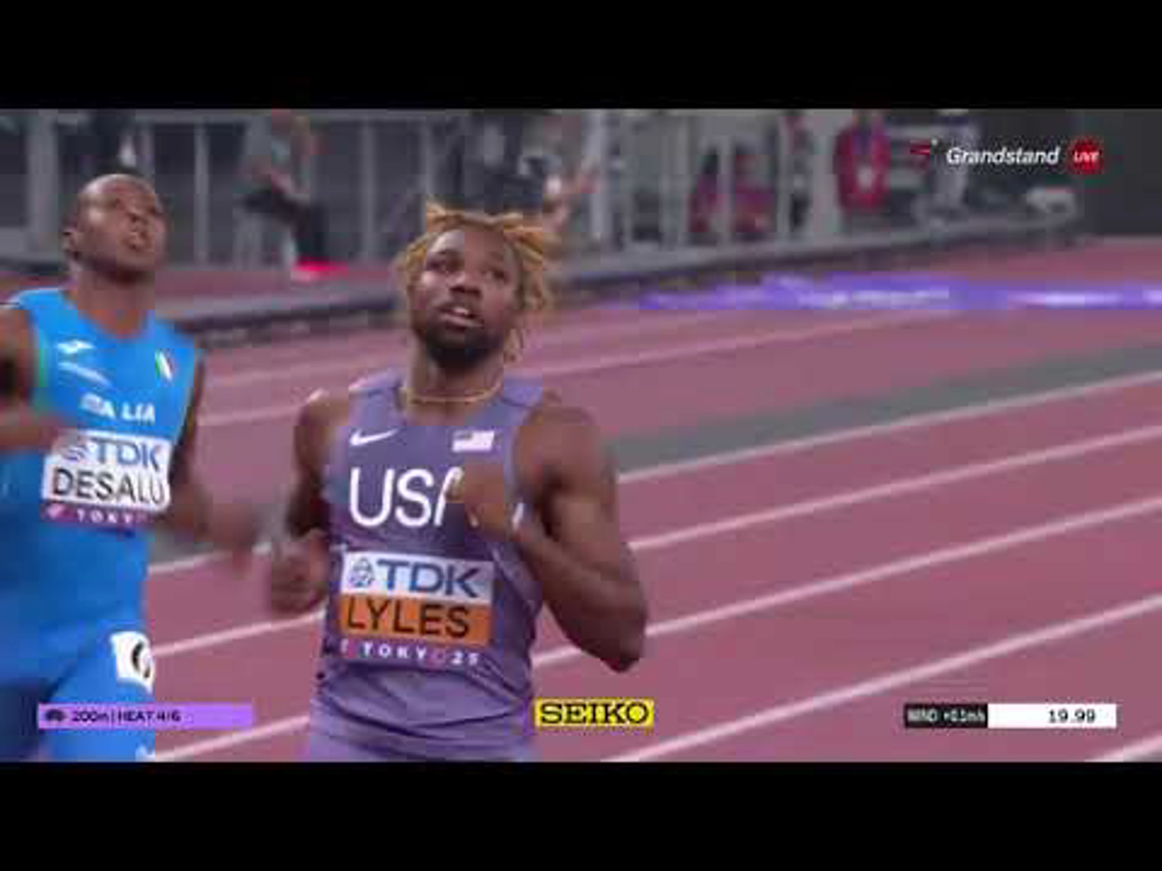 Lyles qualifies for the Men's 200m semifinals with a time of 19.99