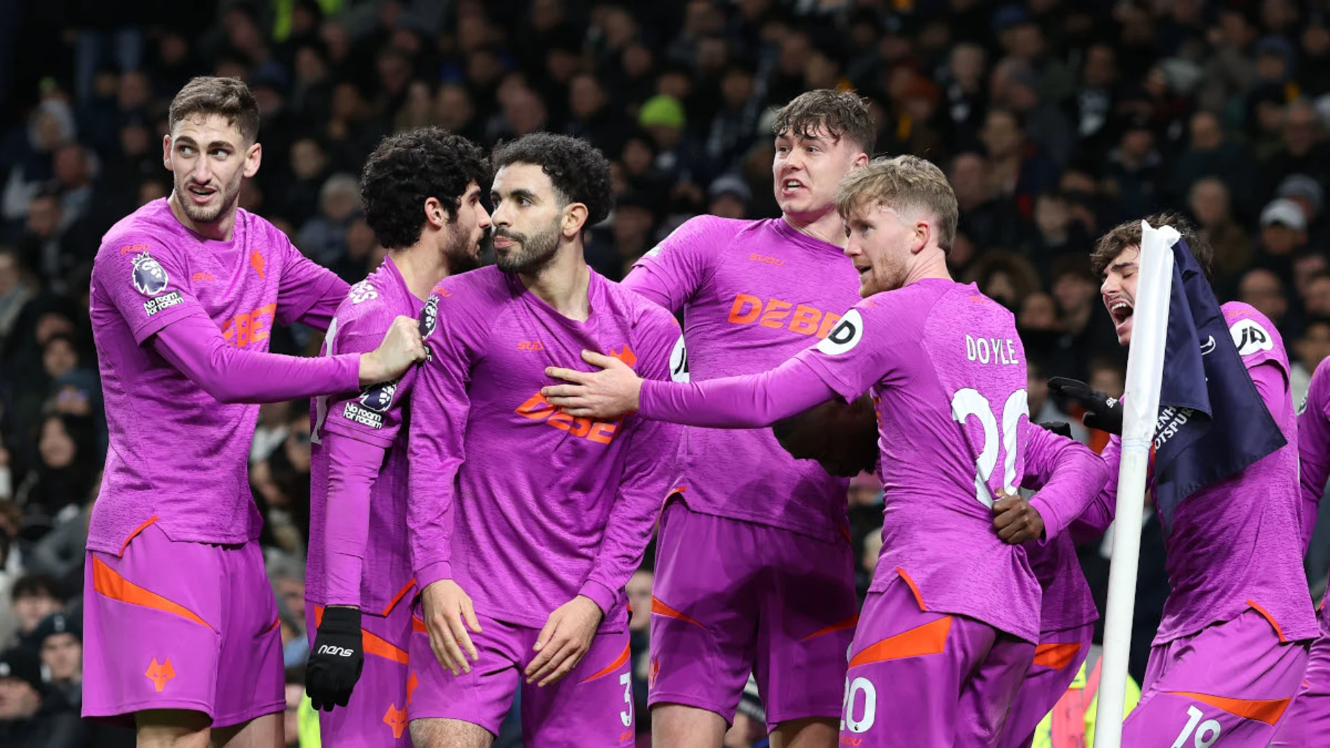 Spurs held by Wolves in exciting clash