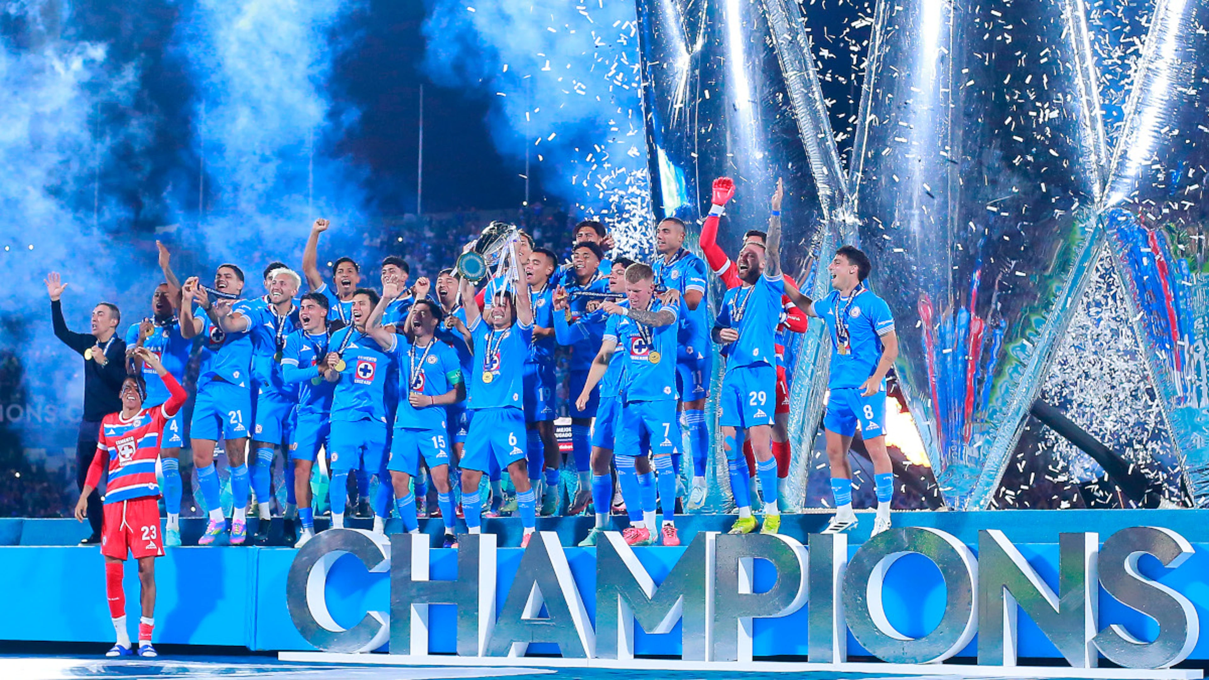 Cruz Azul thrash Vancouver Whitecaps to win Concacaf Champions Cup