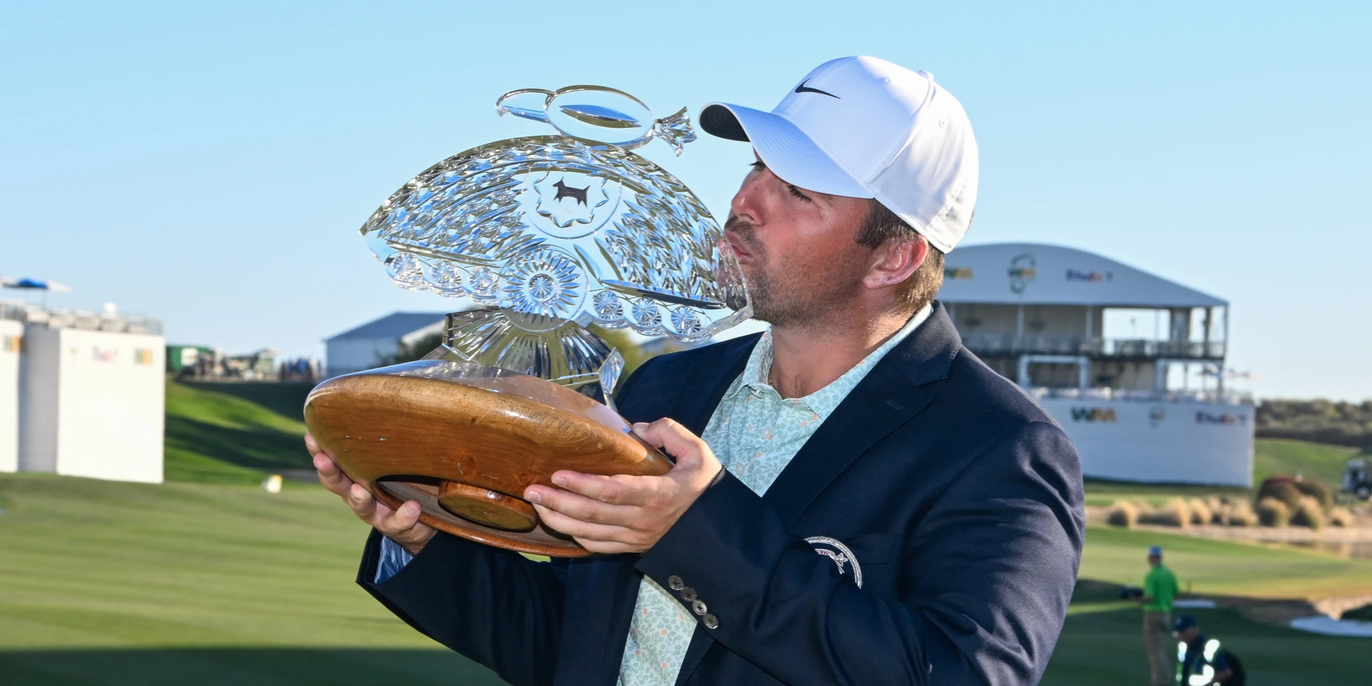 Chris Gotterup wins Phoenix Open in playoff after Matsuyama falters