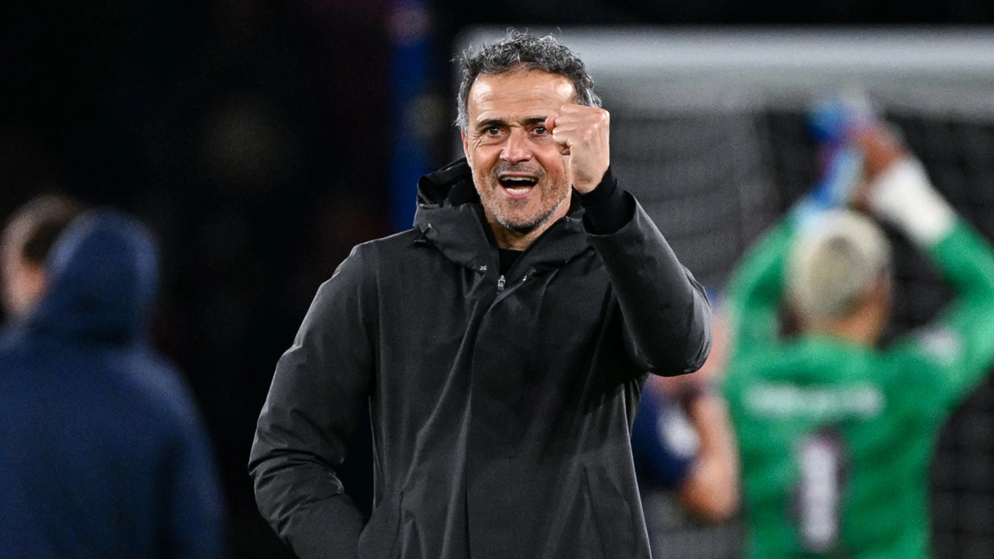 PSG's Luis Enrique aiming for first unbeaten Ligue 1 campaign