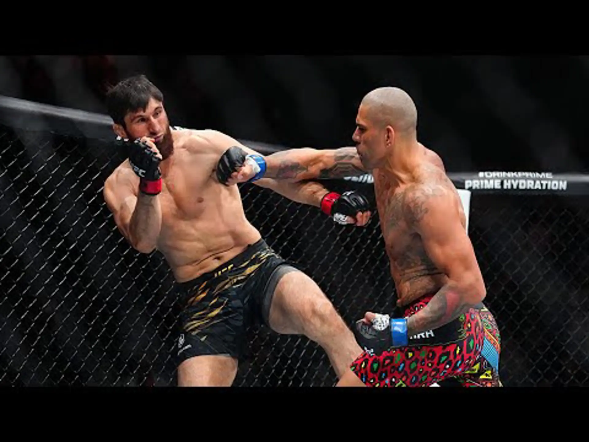 Magomed Ankalaev v Alex Pereira 2 | Light Heavyweight Title Bout | Highlights | UFC 320