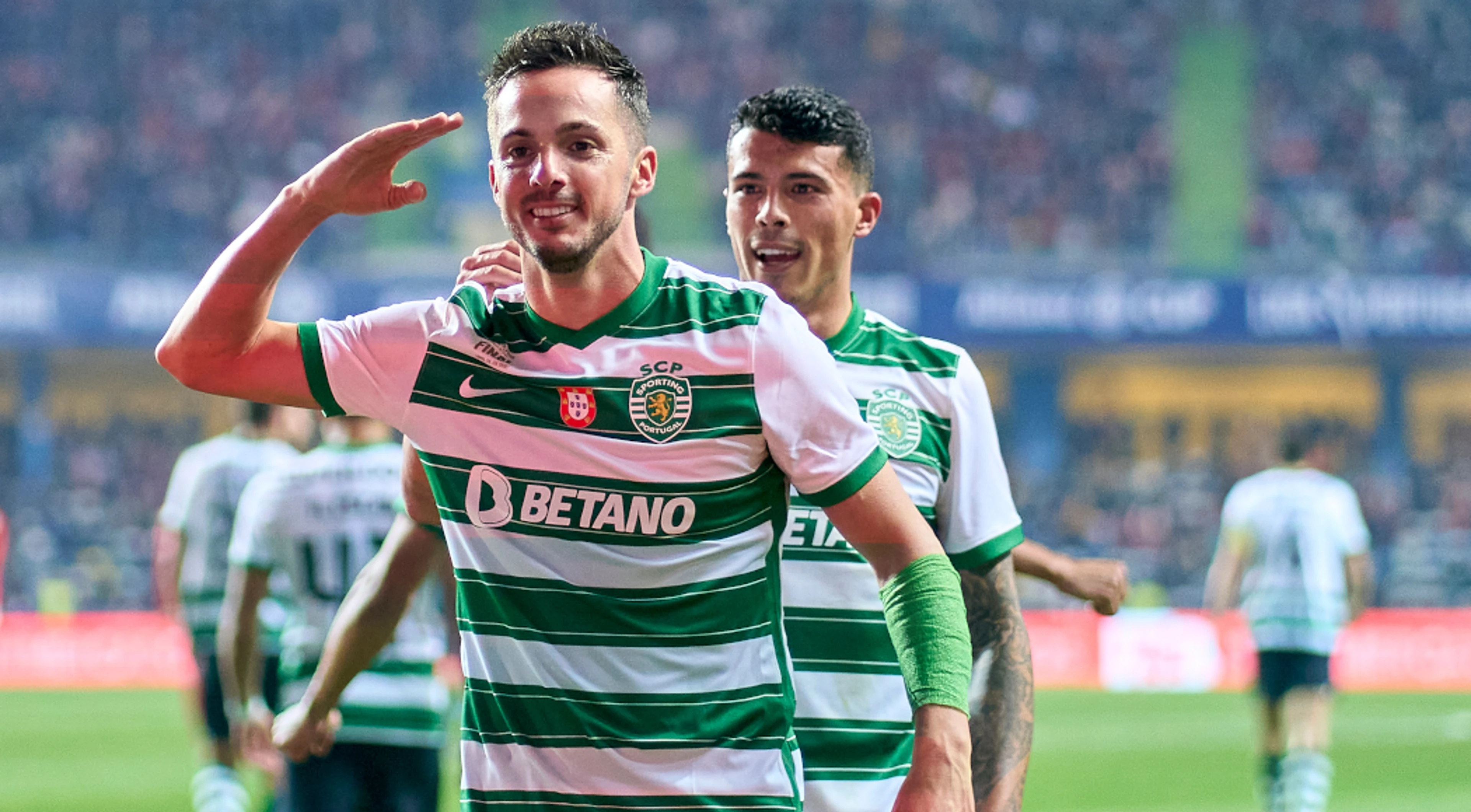 Sporting beat Benfica to win Portuguese League Cup