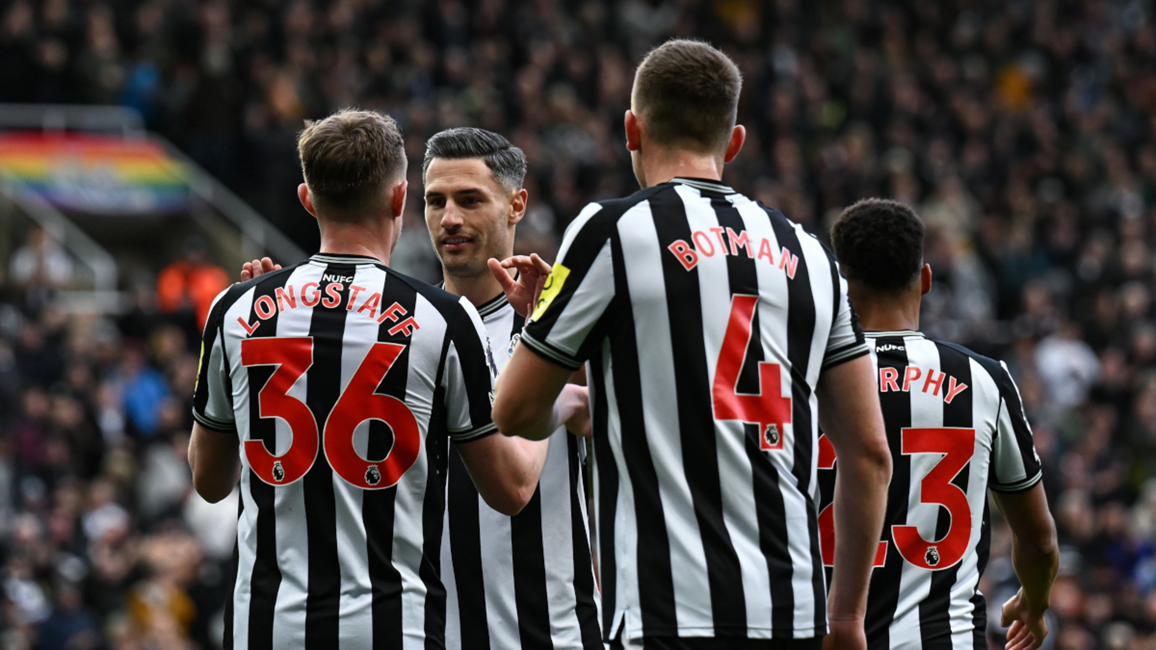 Van Nistelrooy faces Man Utd in FA Cup, Rashford eyes fresh start at Villa