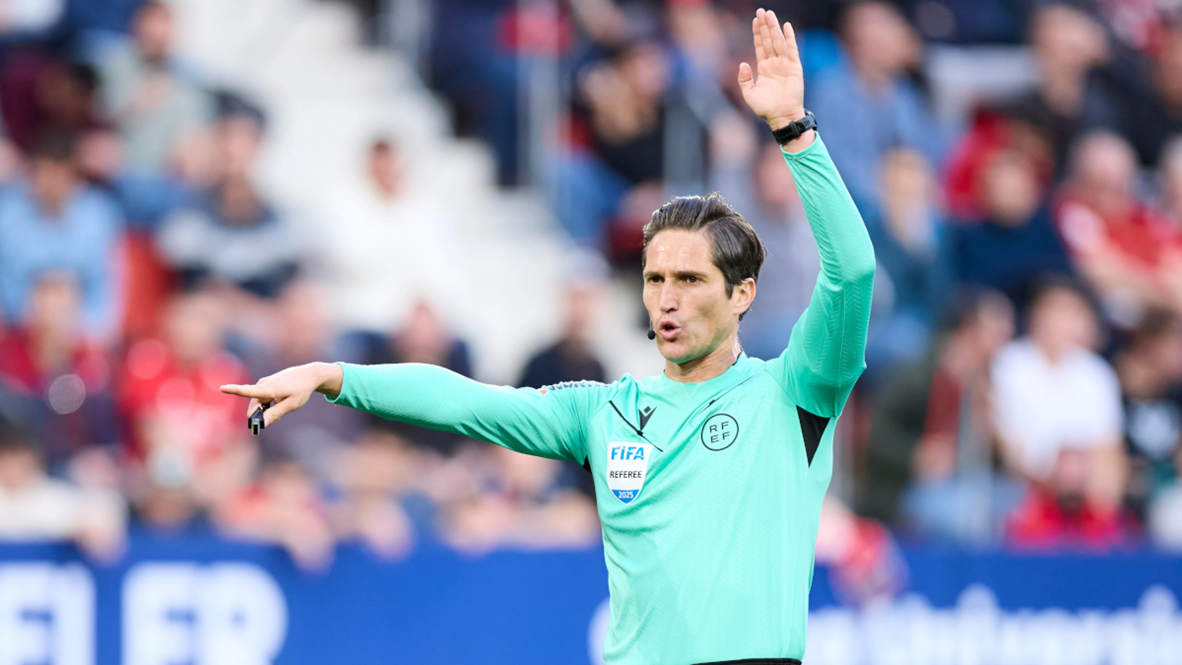 Spanish FA clears referee Munuera following conflict of interest investigation