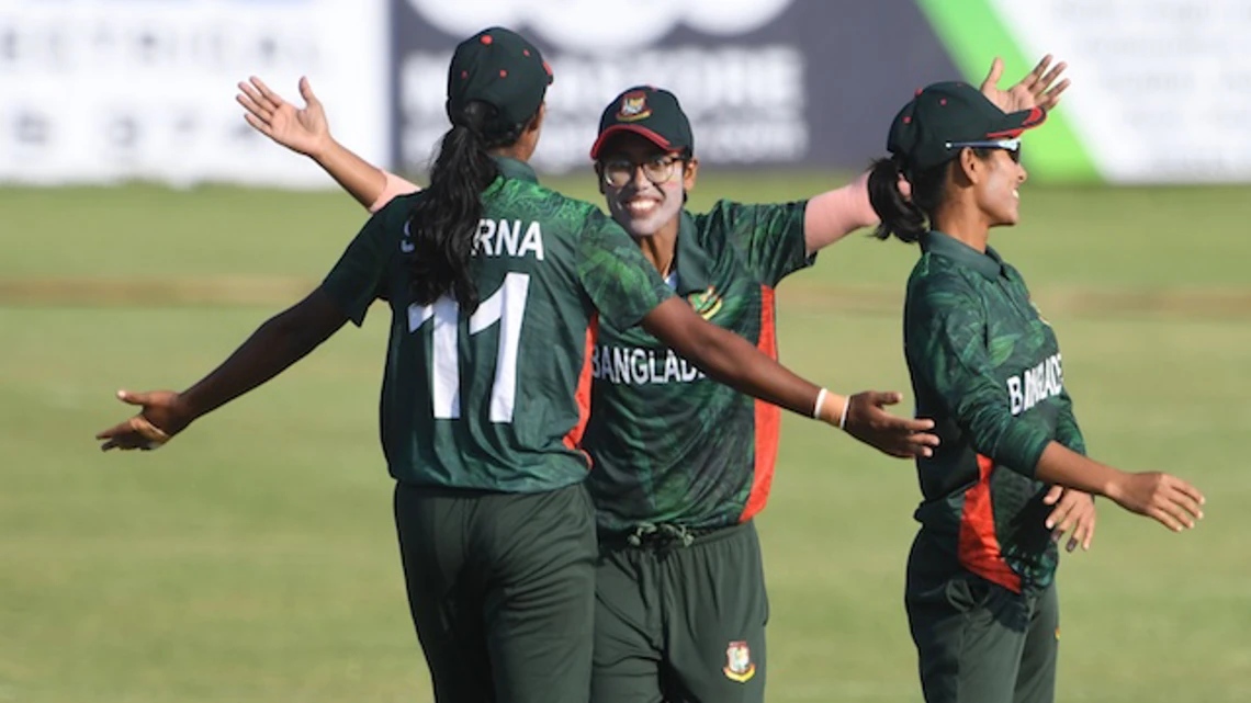 South Africa v Bangladesh | Match Highlights | 1st Women's T20