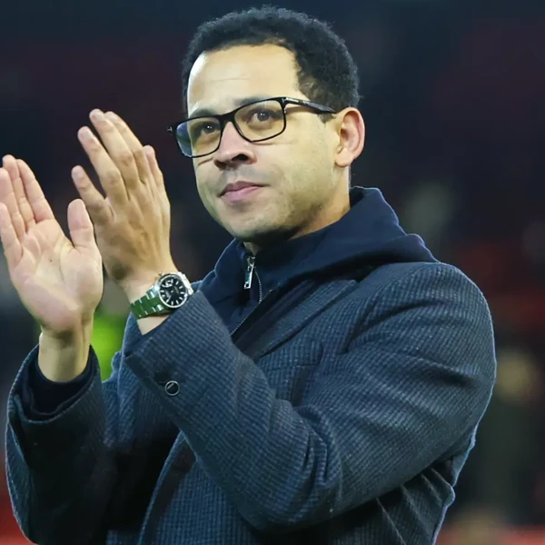 THE BLUES CHOOSE: Chelsea appoint Rosenior as new boss